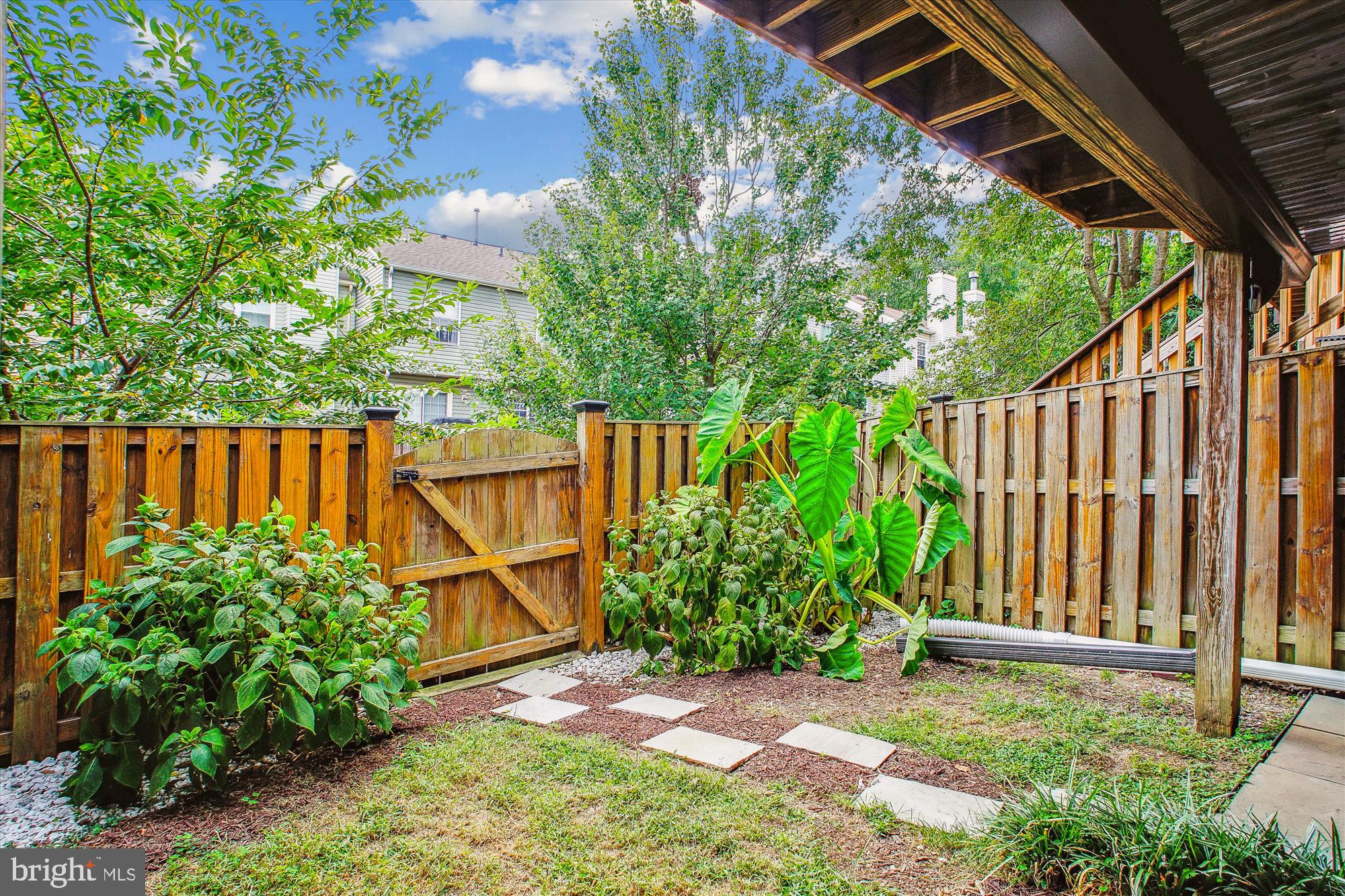 PINECREST - Residential Lease