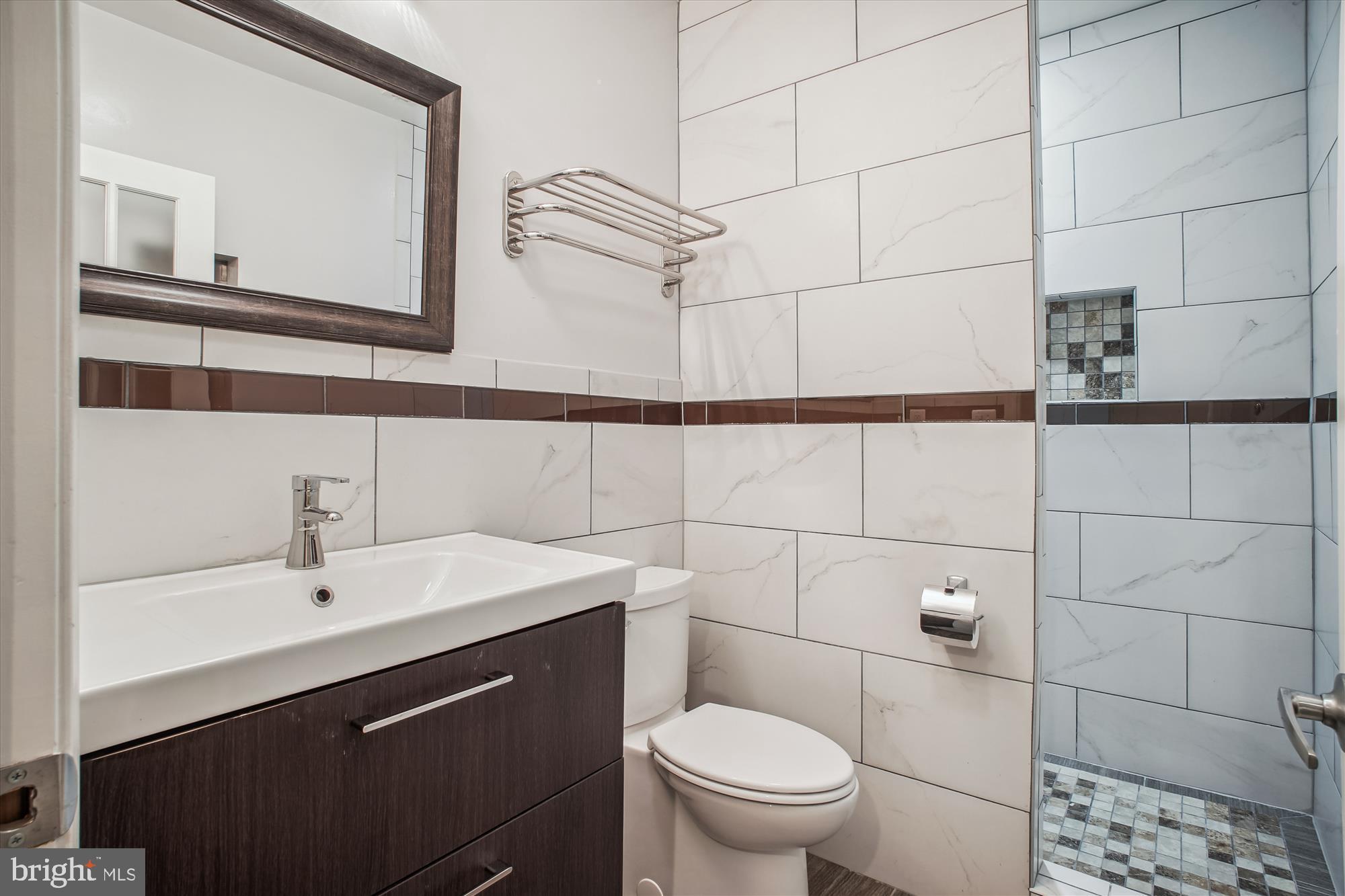 PINECREST - Residential Lease