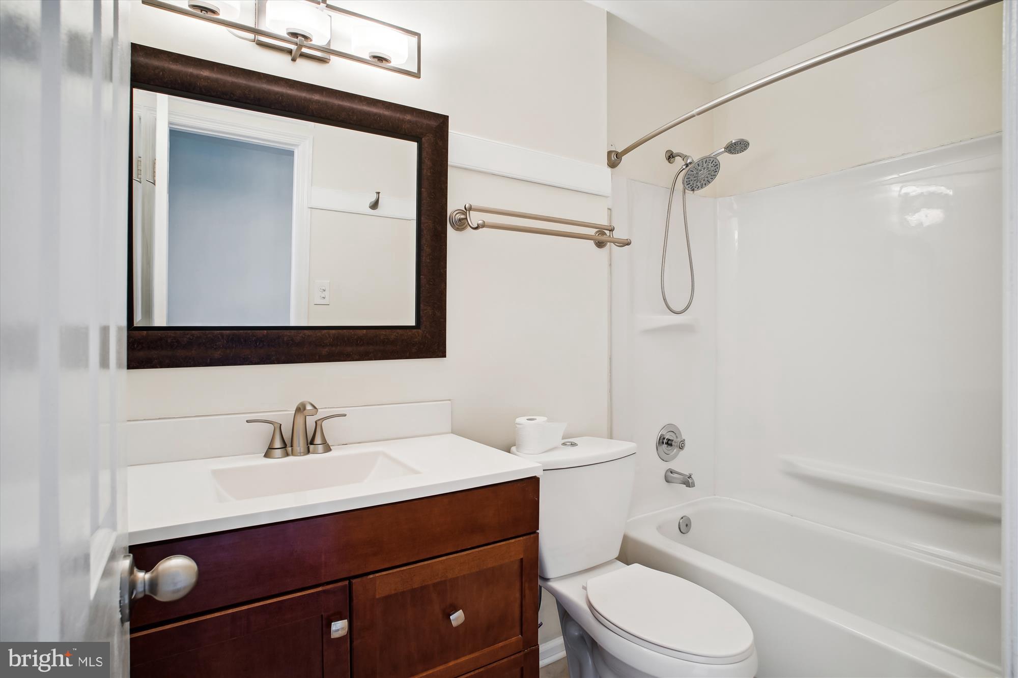 PINECREST - Residential Lease