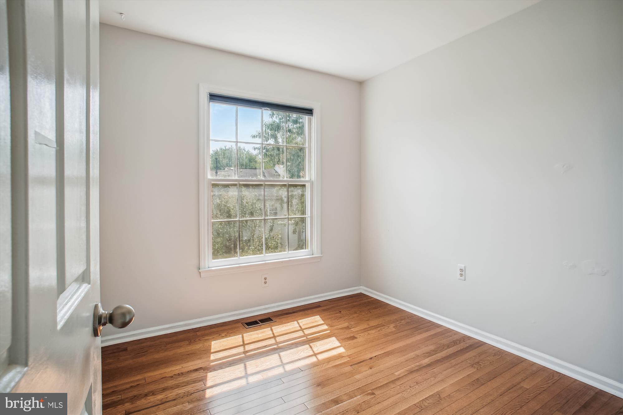 PINECREST - Residential Lease