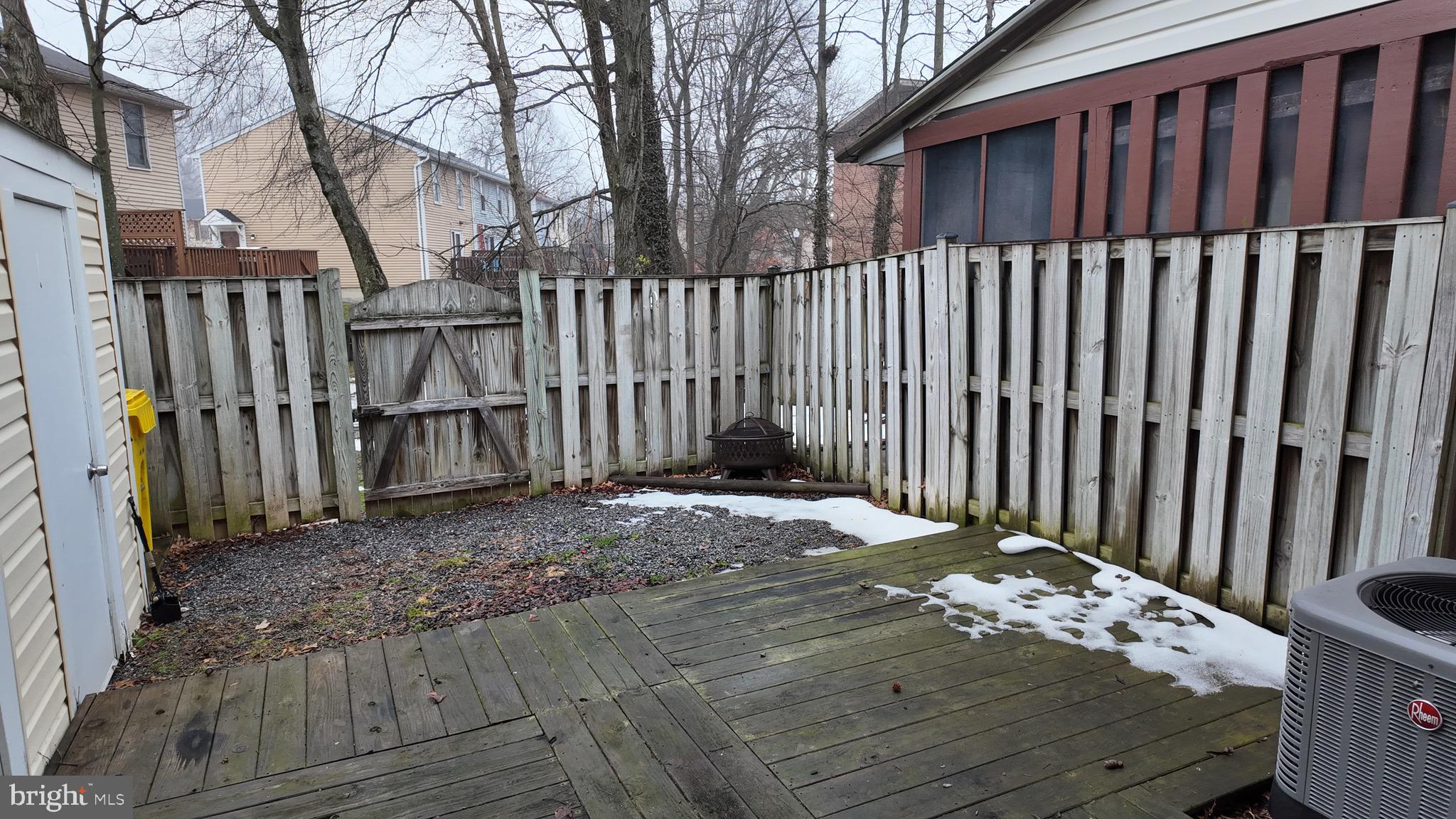 OAKWOOD VILLAGE - Residential