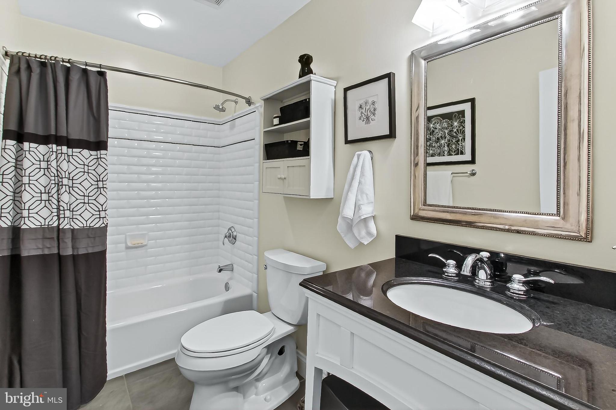 ALCOVA HEIGHTS - Residential