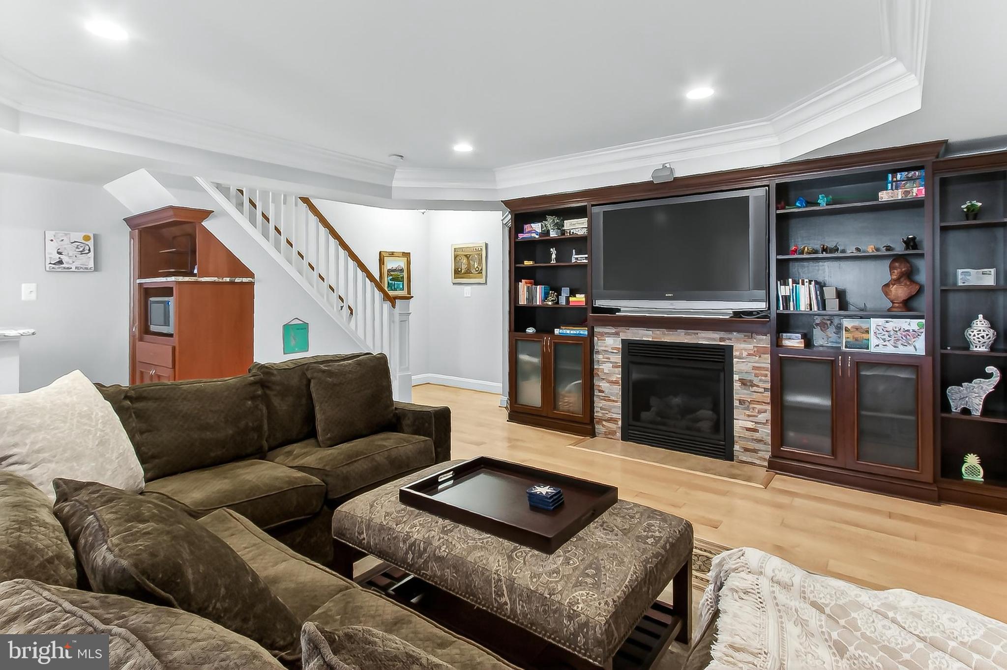 ALCOVA HEIGHTS - Residential