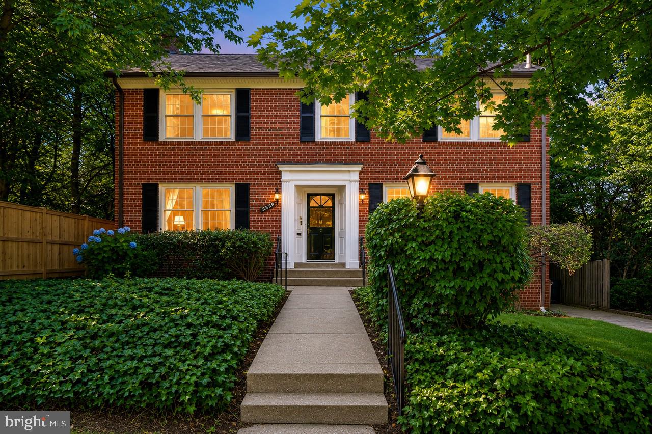 3633 APPLETON STREET NW