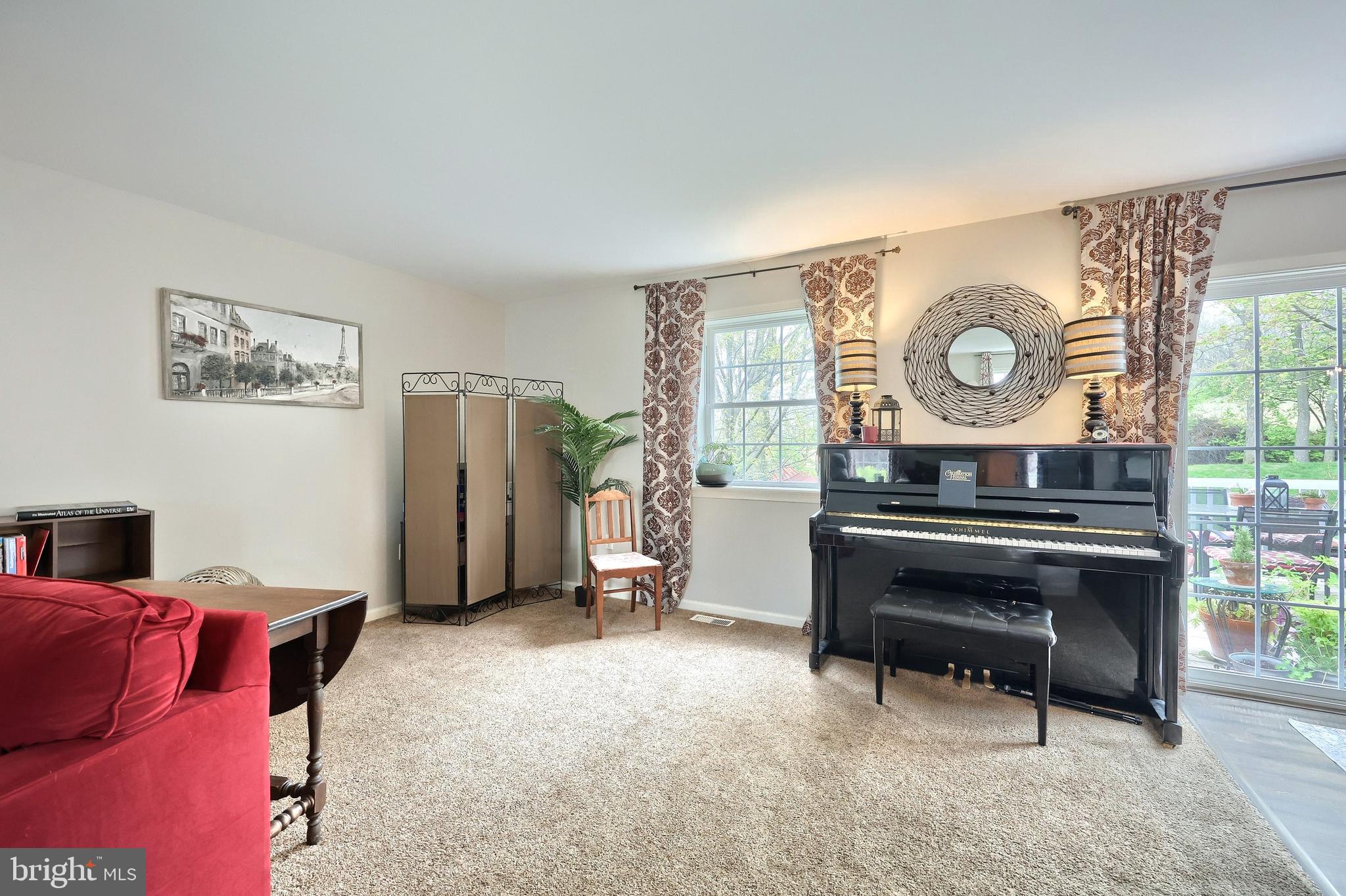 SHERMAN OAKS - Residential