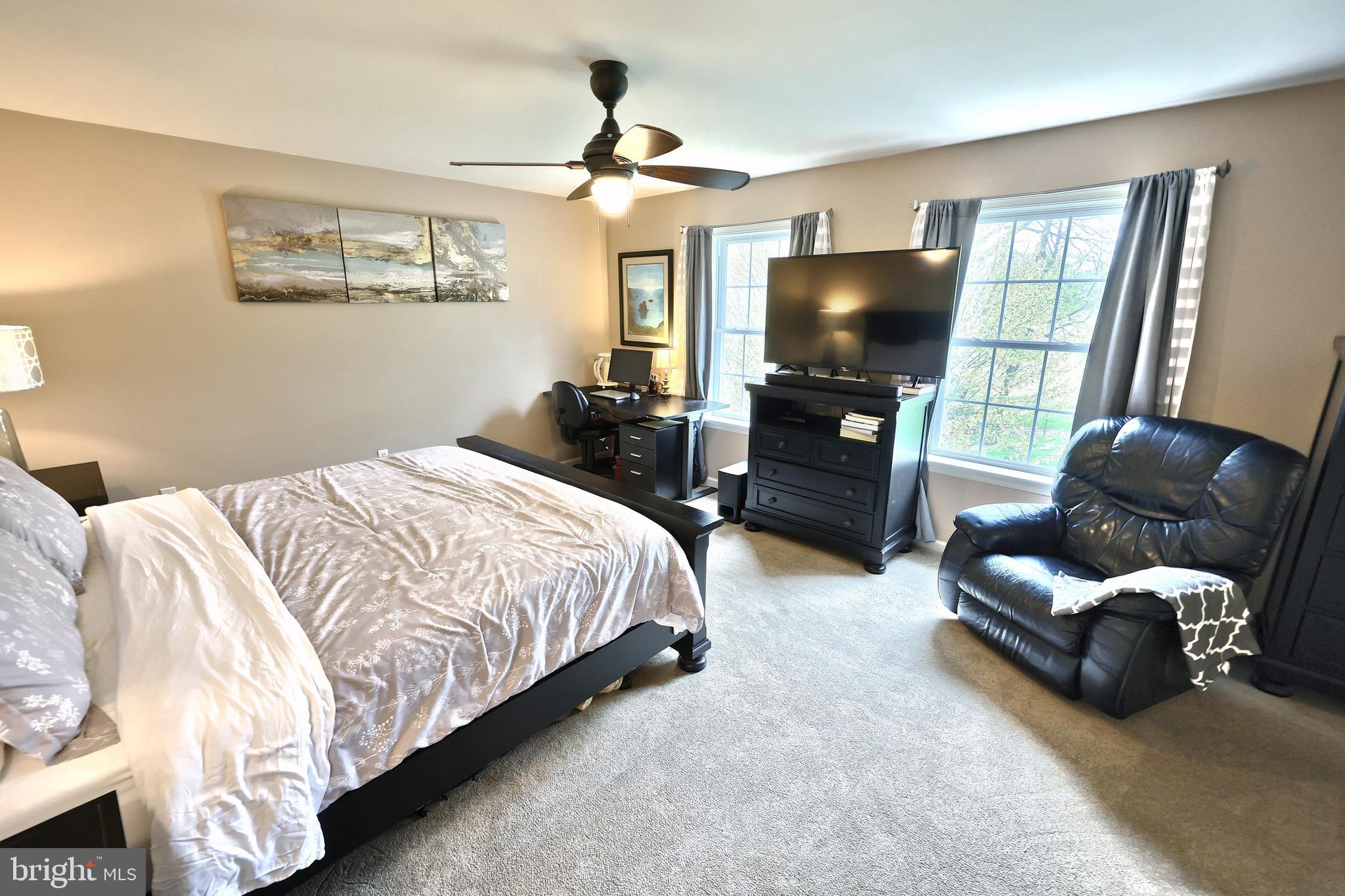 SHERMAN OAKS - Residential