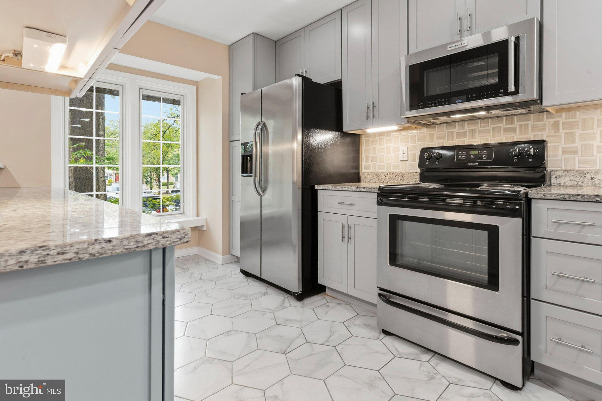 14019 CHESTNUT COURT