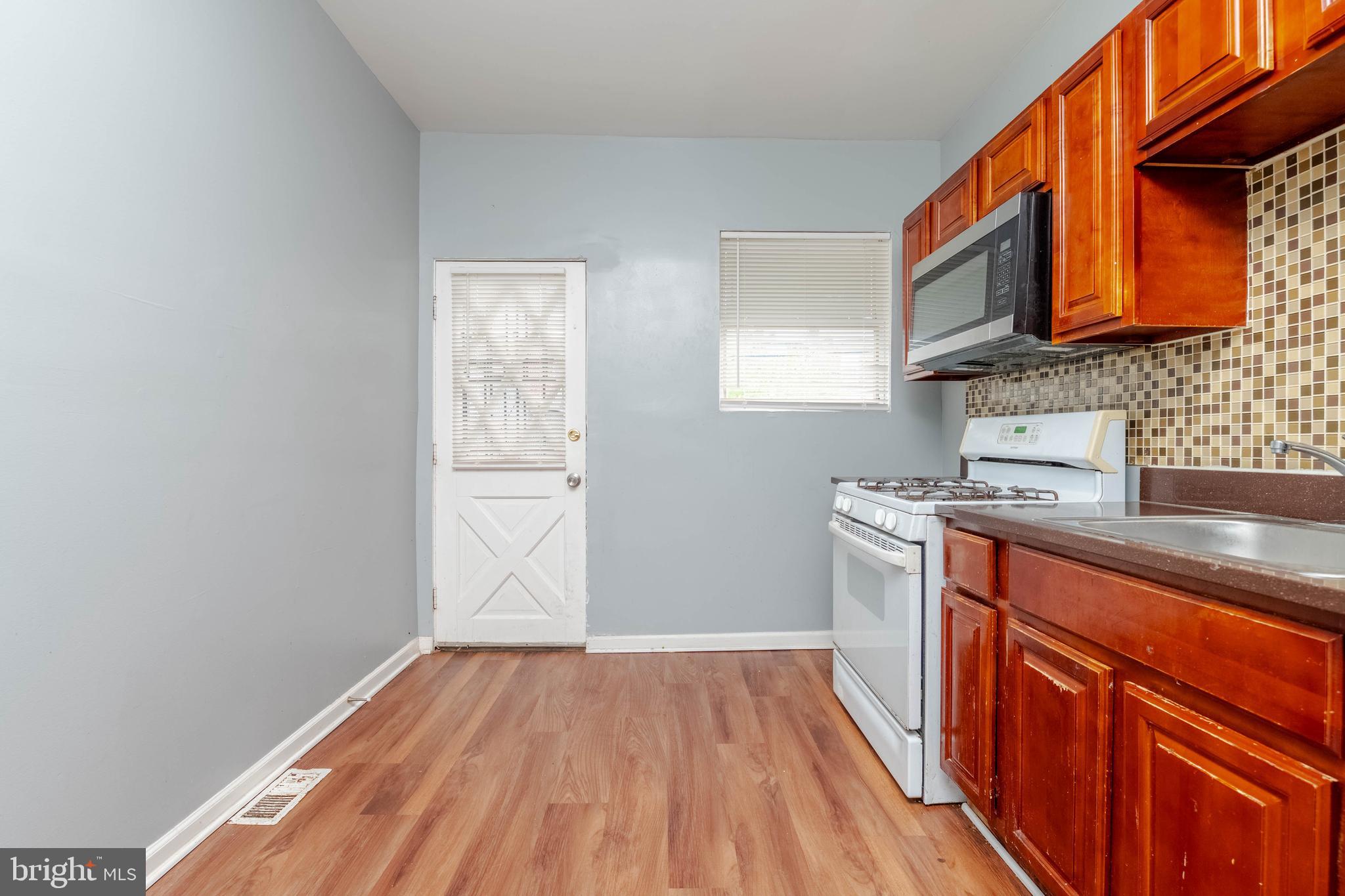 BELAIR-EDISON - Residential