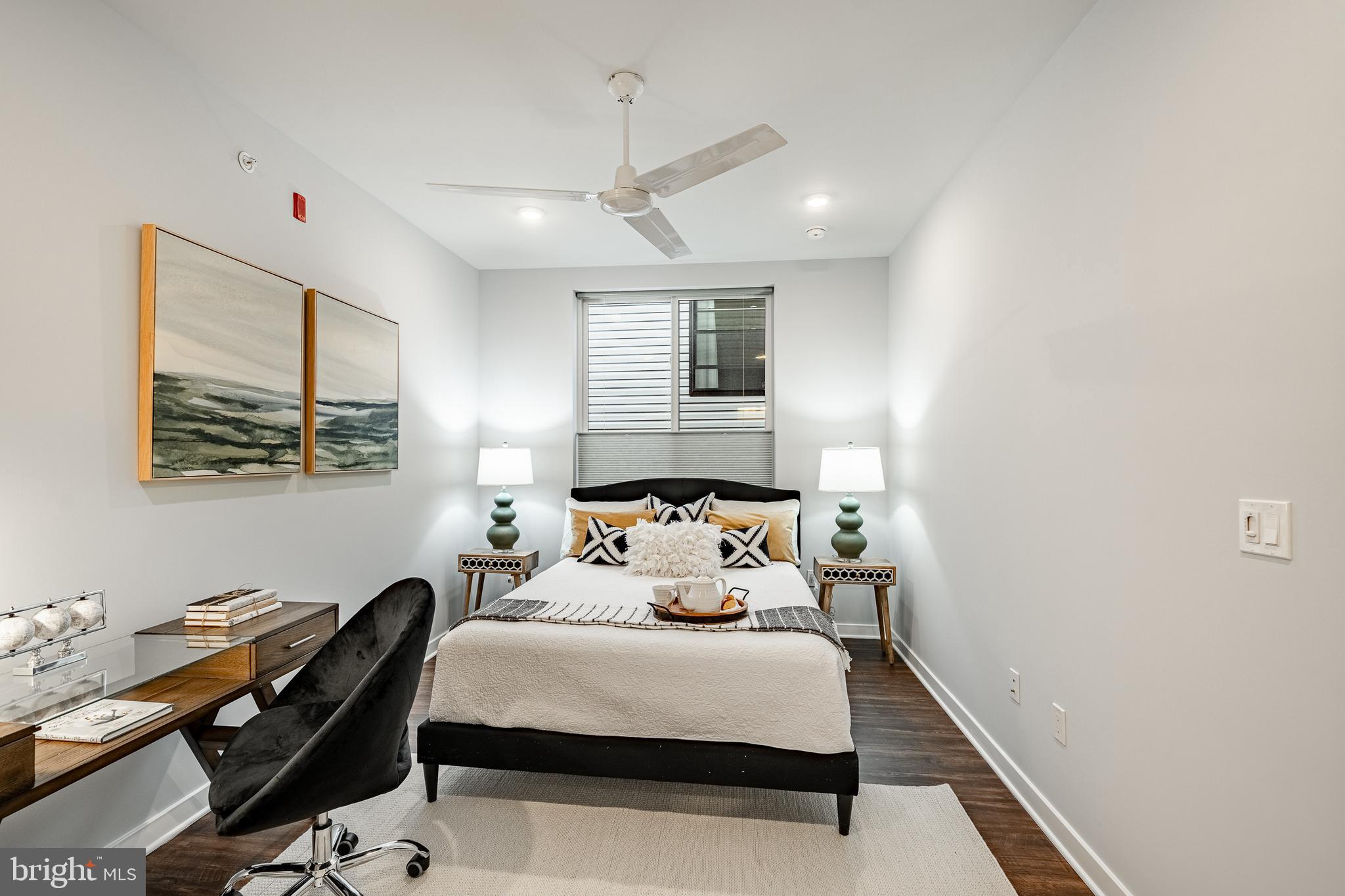 UNIVERSITY CITY - Residential