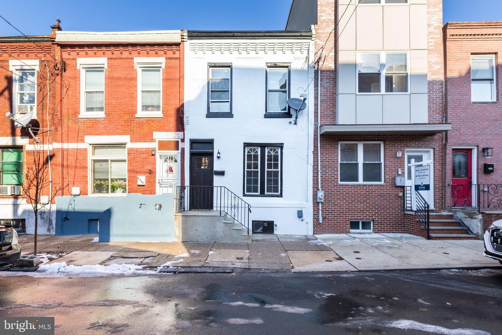 Photo of 2115 Reed Street, PHILADELPHIA, PA 19146 (MLS # PAPH2569490)