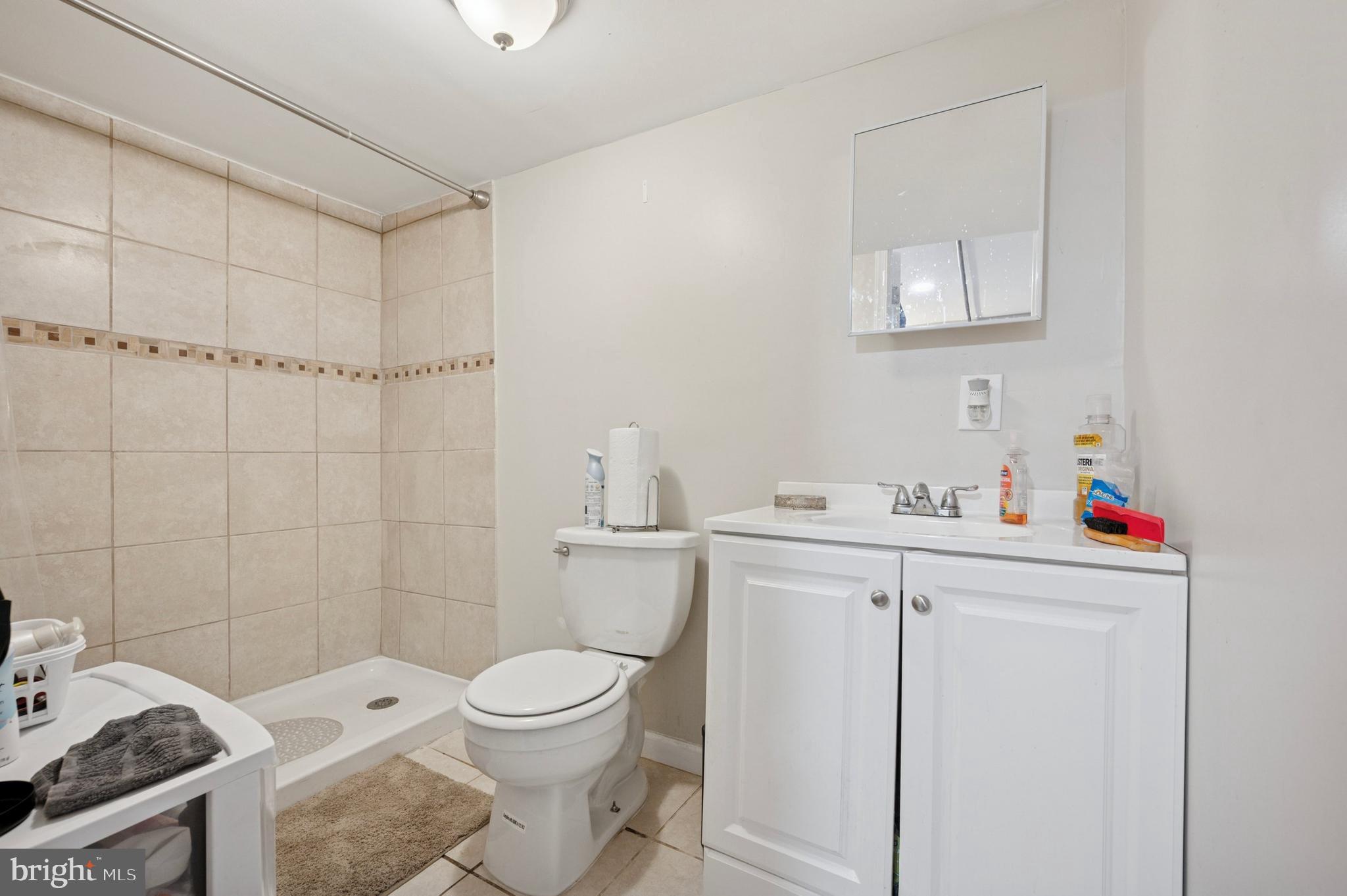 WEST OAK LANE - Residential