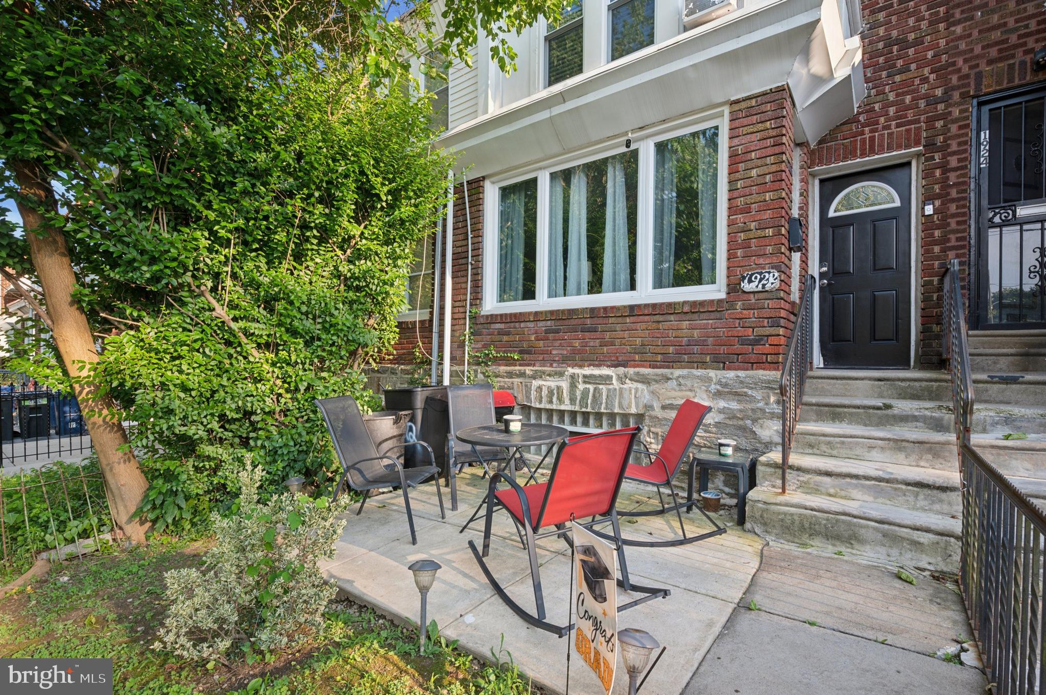 WEST OAK LANE - Residential