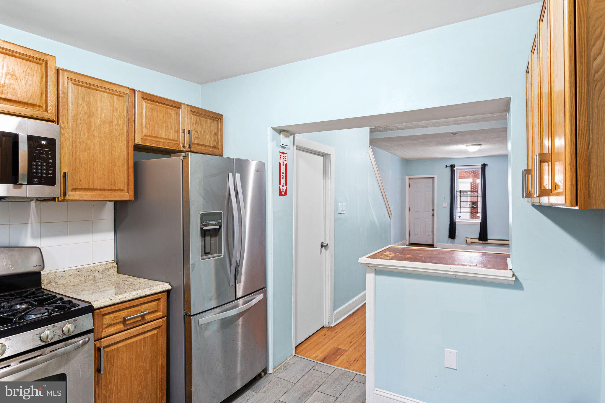 1832 E LIPPINCOTT STREET