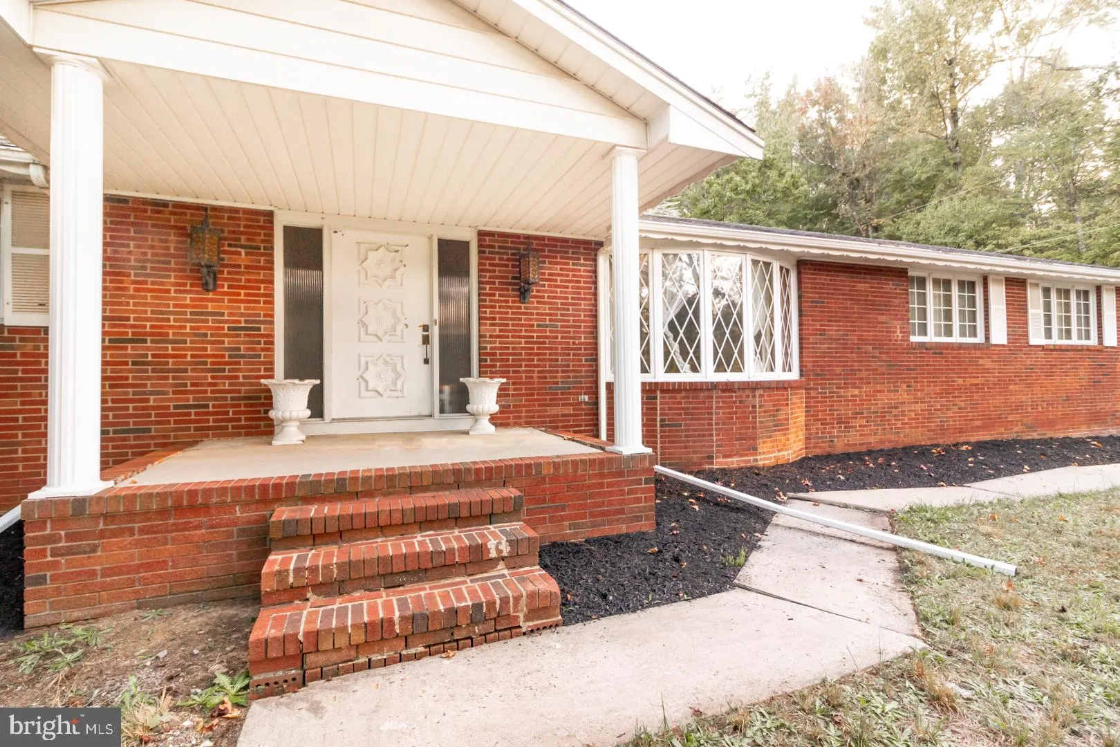 Robbinsville, New Jersey 08691, United States, 3 Bedrooms Bedrooms, ,3 BathroomsBathrooms,Residential,Active,24327