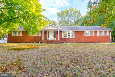 18 Tindall Road, Robbinsville, NJ MLS: NJME2047208