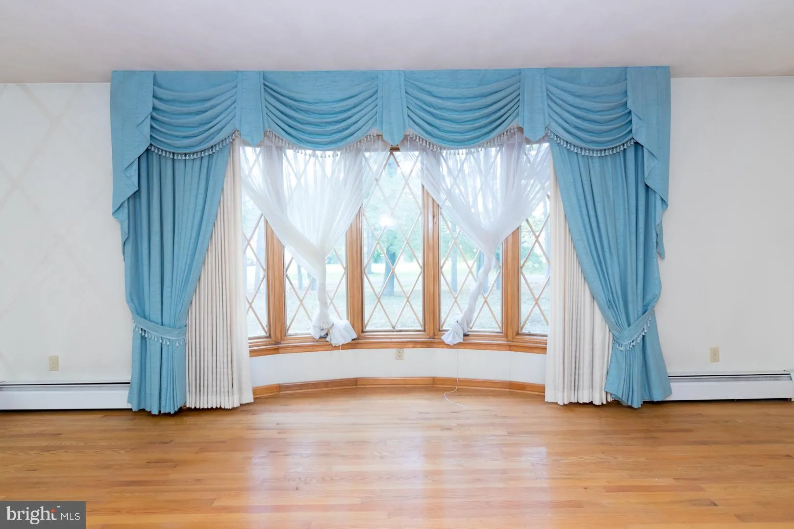 Robbinsville, New Jersey 08691, United States, 3 Bedrooms Bedrooms, ,3 BathroomsBathrooms,Residential,Active,24327