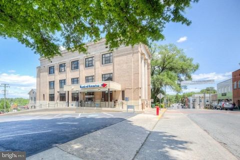 Property photo of 113 W Main Street, Orange, VA 22960