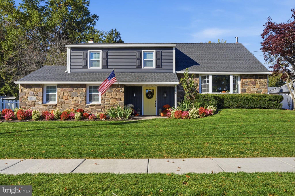 Photo of 186 Fletcher Drive, YARDLEY, PA 19067 (MLS # PABU2134218)