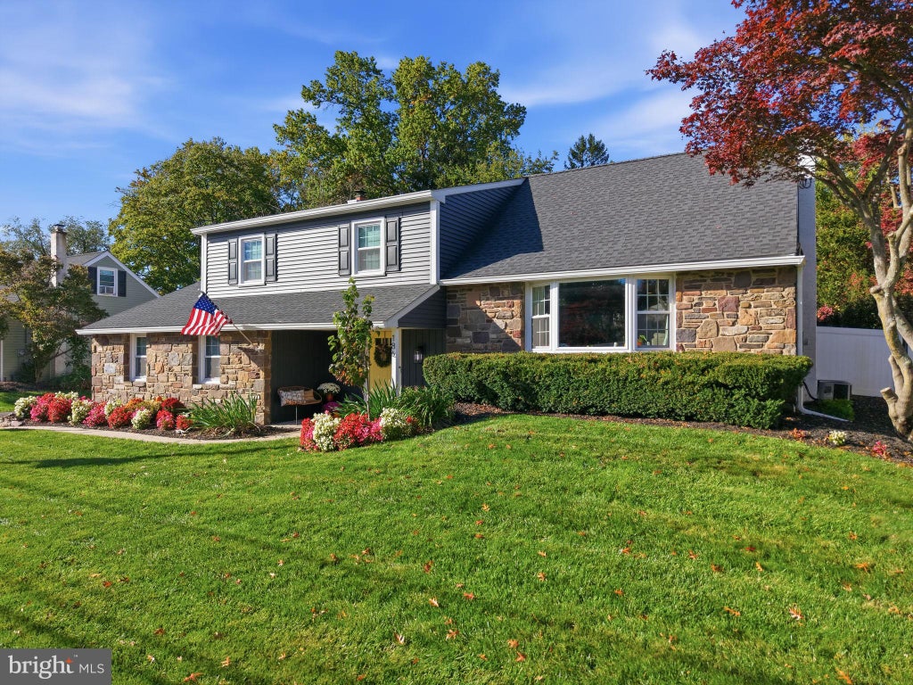 Photo of 186 Fletcher Drive, YARDLEY, PA 19067 (MLS # PABU2134218)
