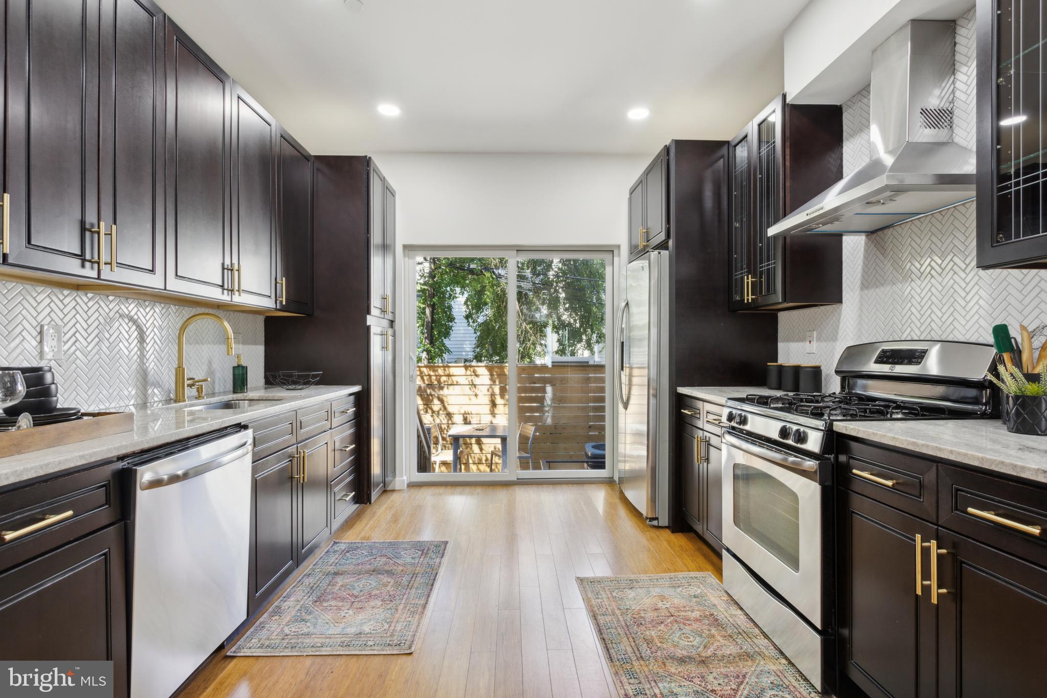 FISHTOWN - Residential