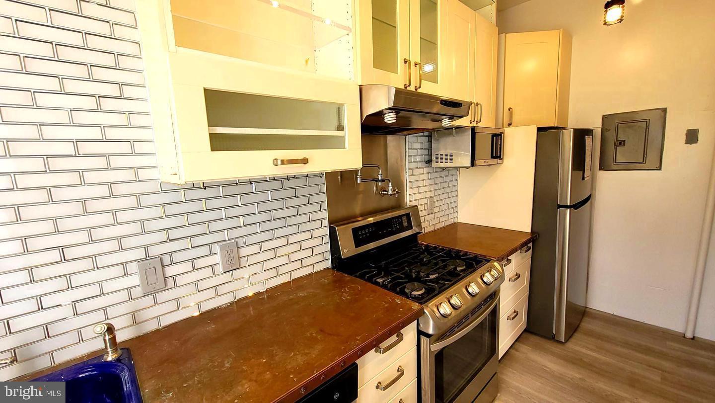 BOLTON HILL HISTORIC DISTRICT - Residential Lease
