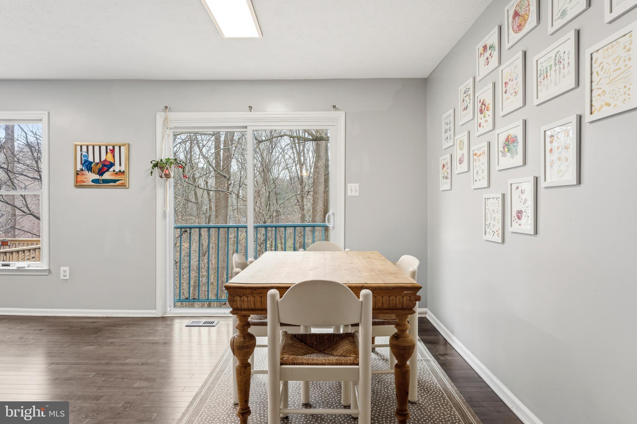 SUMMIT CHASE - Residential