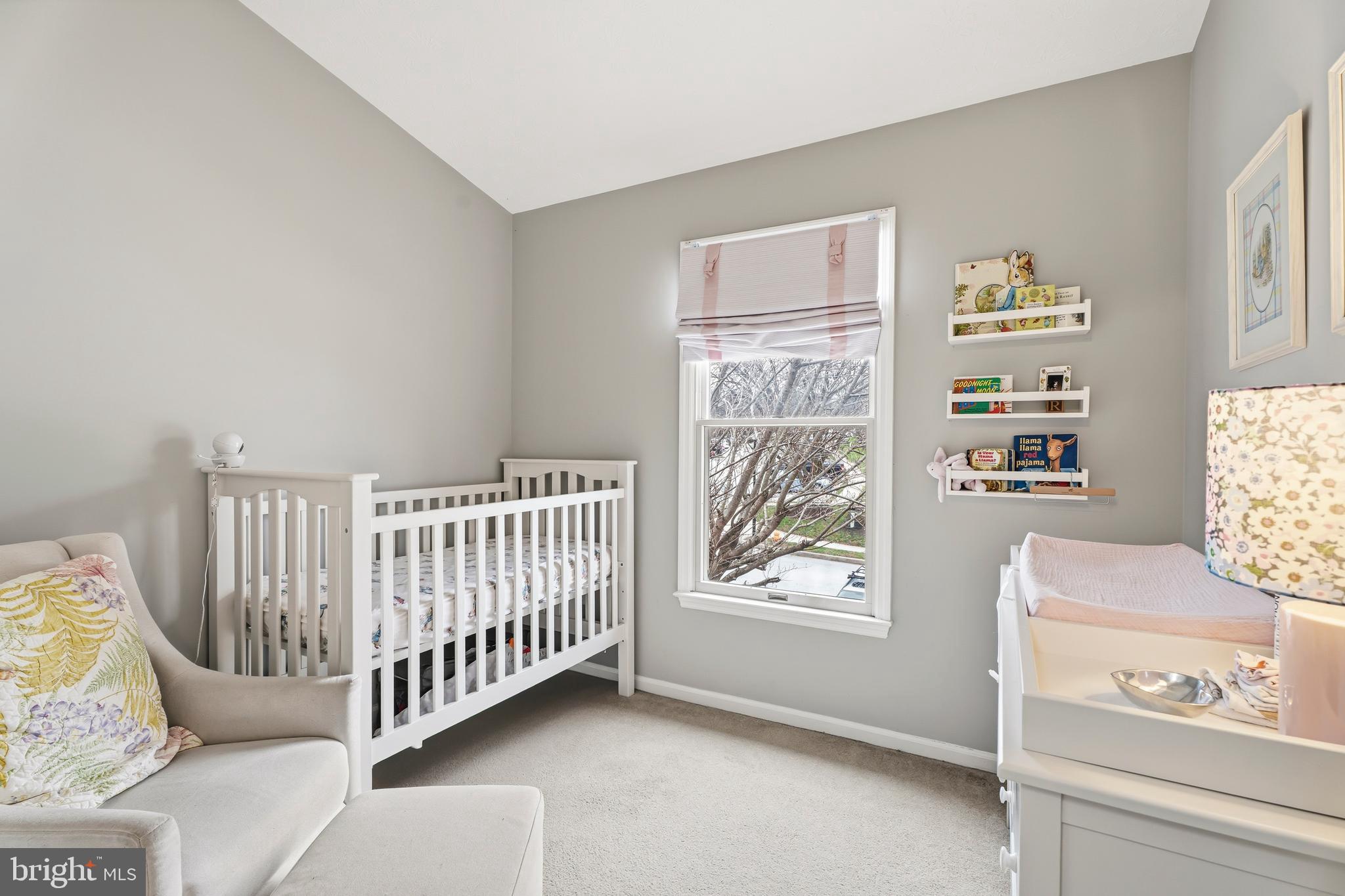 SUMMIT CHASE - Residential