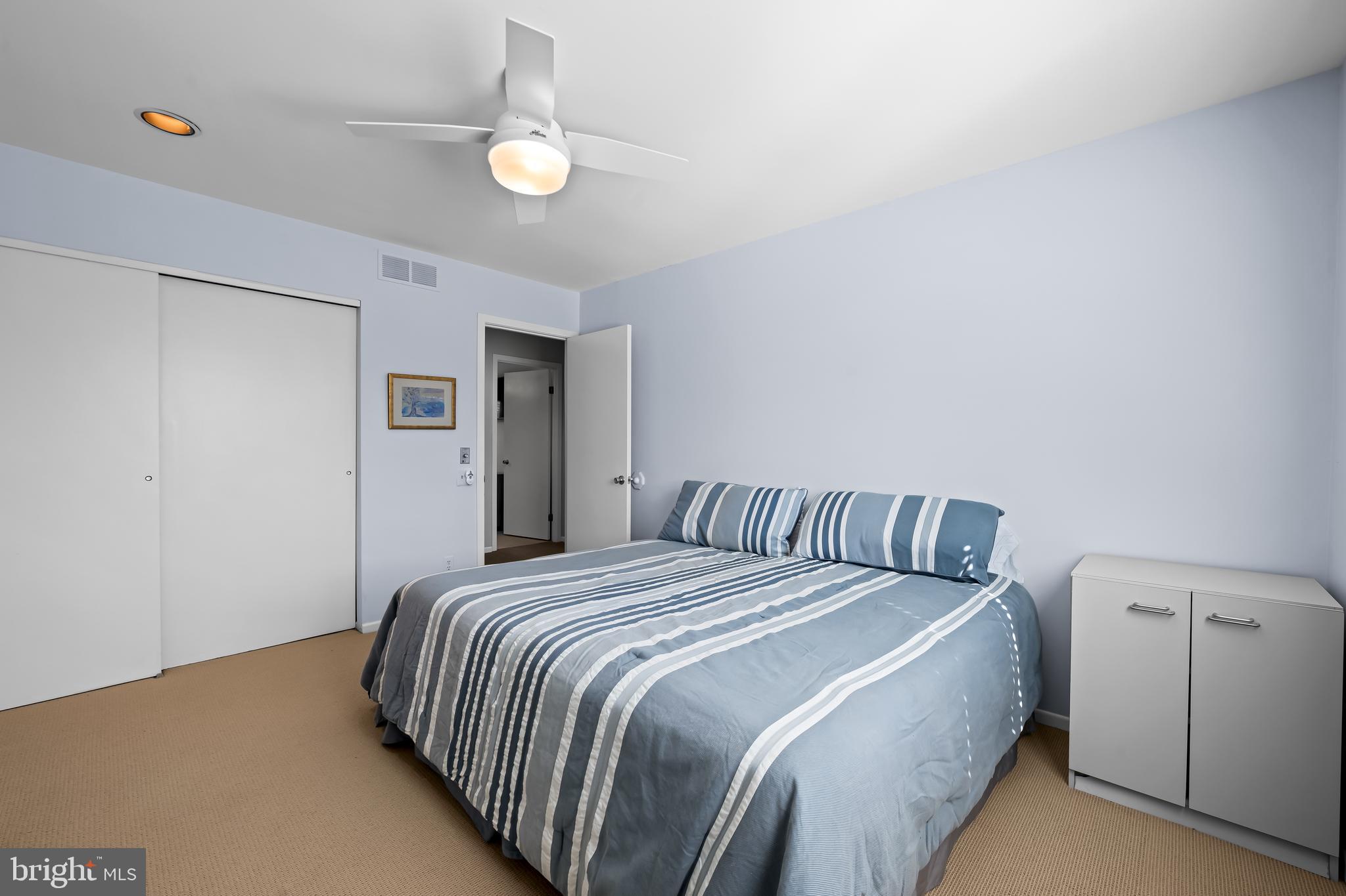 VELVET HILLS - Residential