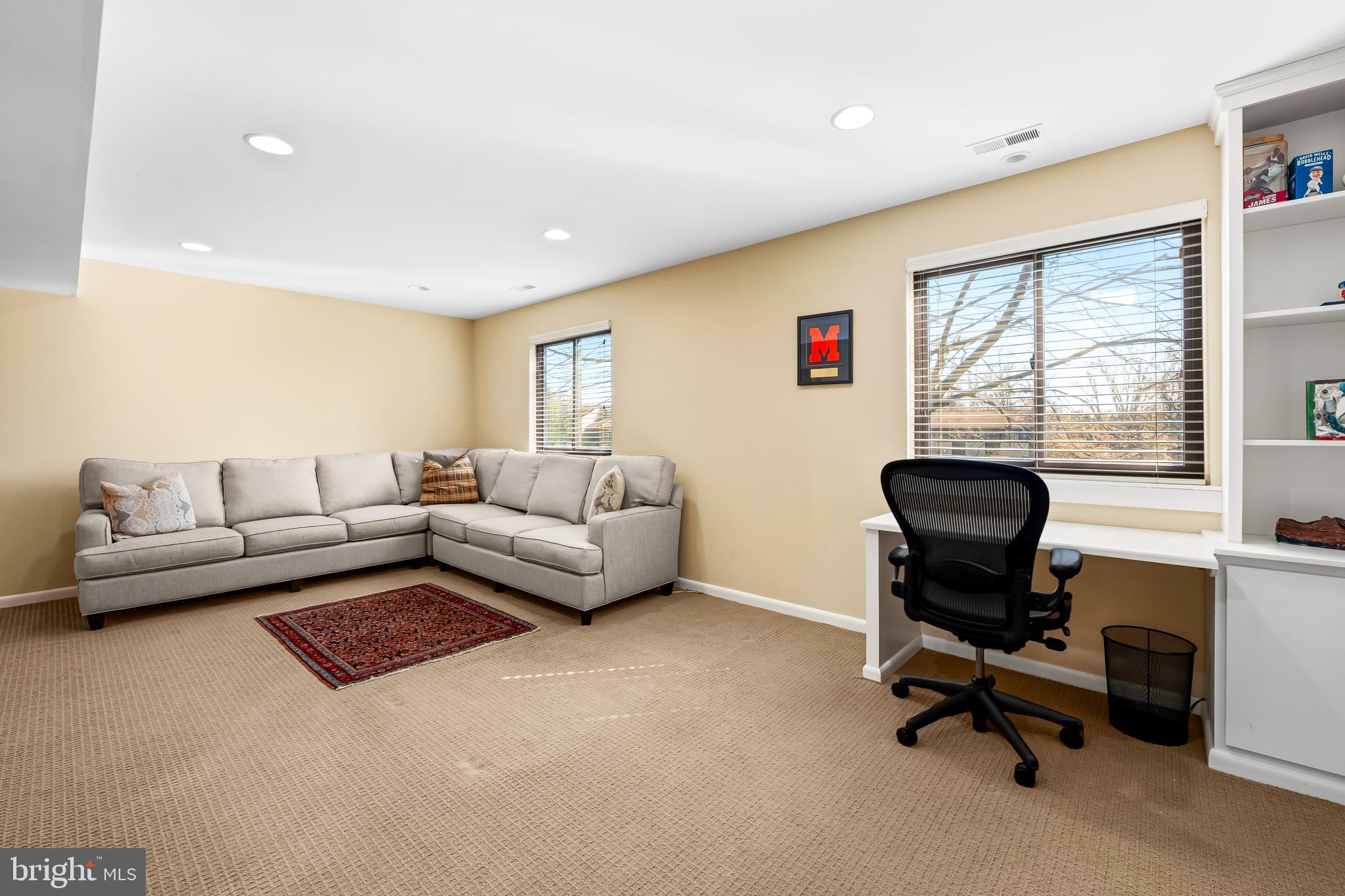 VELVET HILLS - Residential