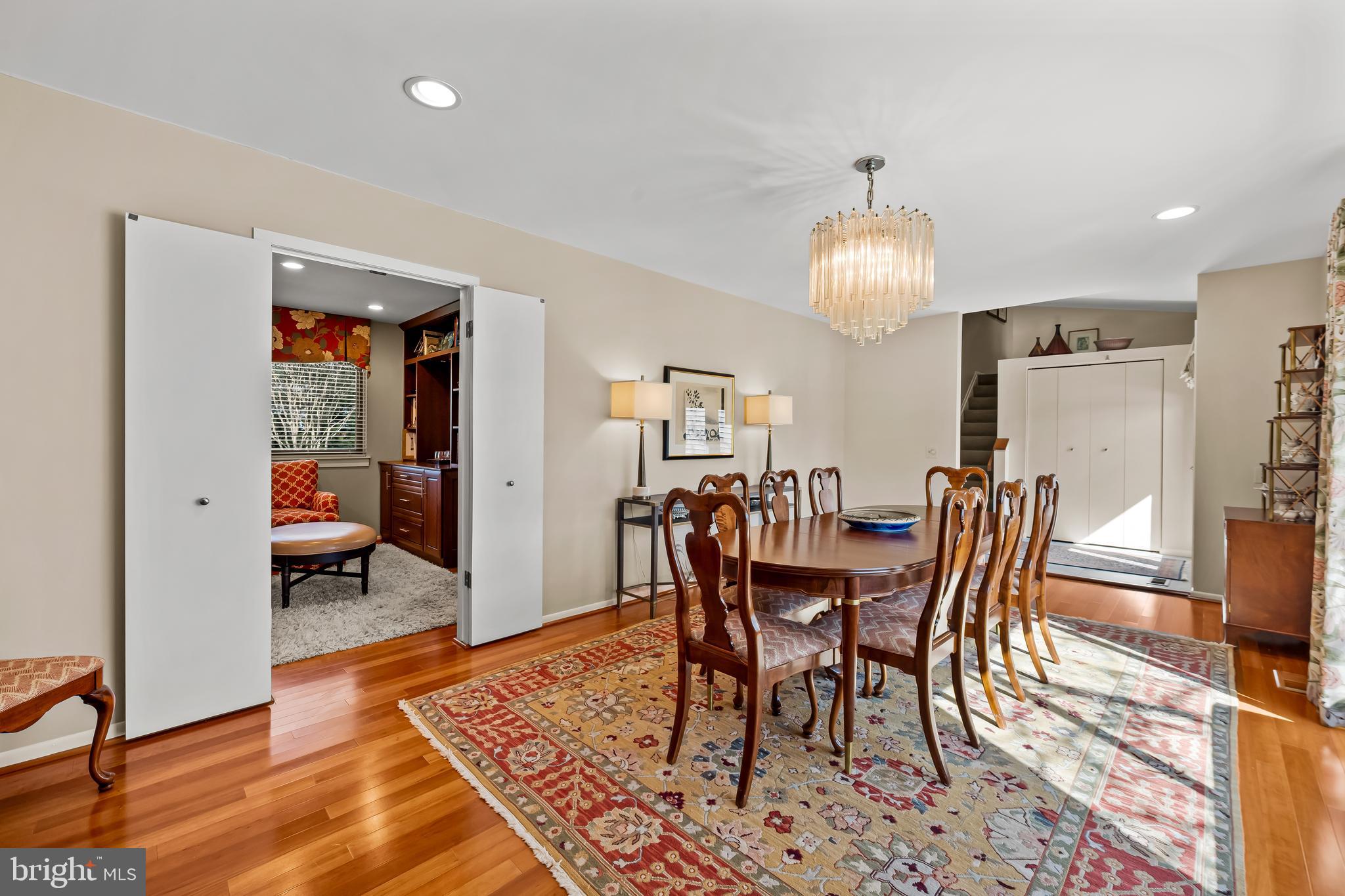 VELVET HILLS - Residential