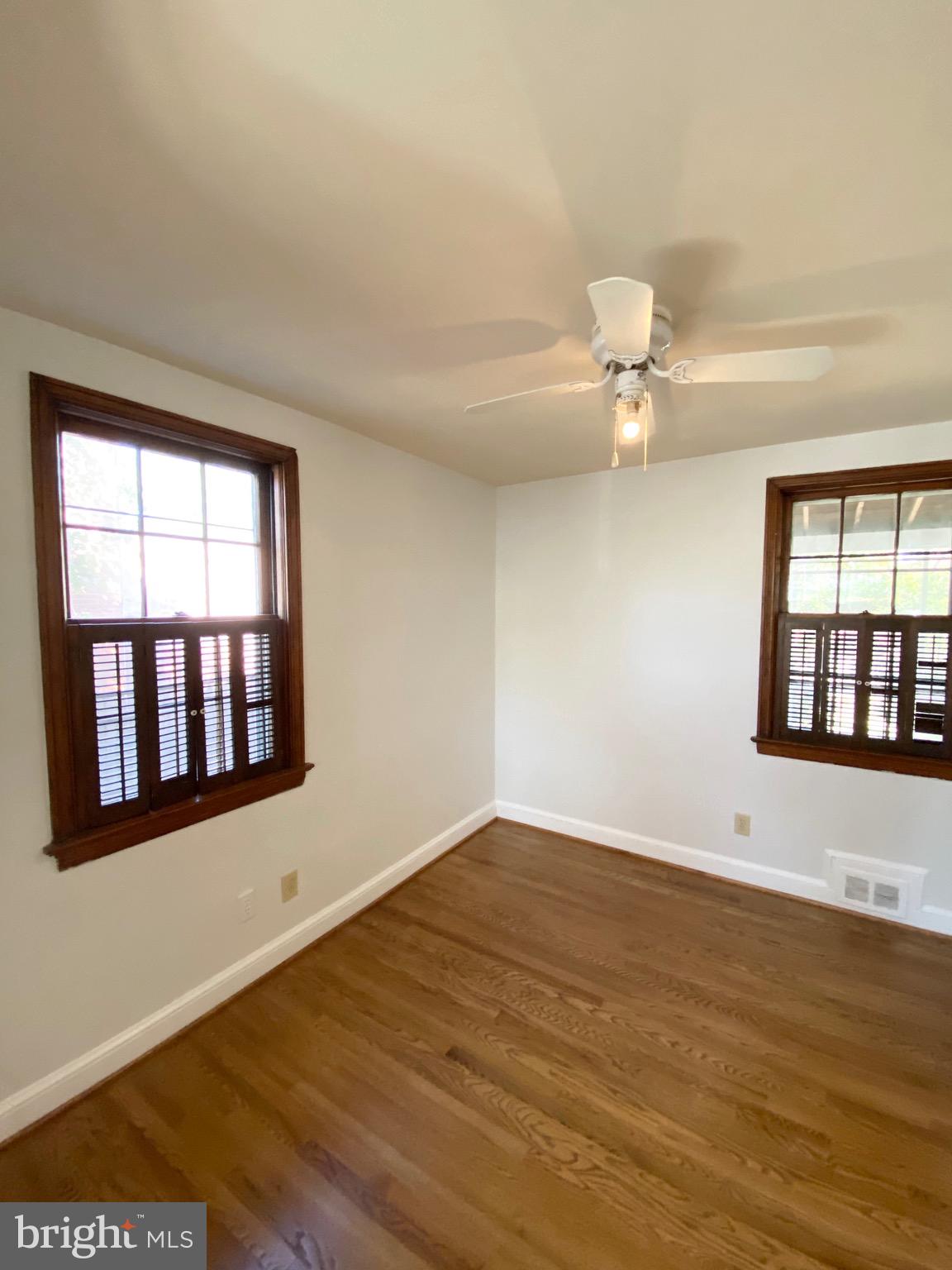 LONG BRANCH PARK - Residential Lease