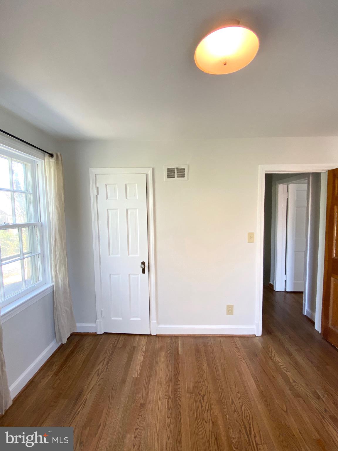 LONG BRANCH PARK - Residential Lease