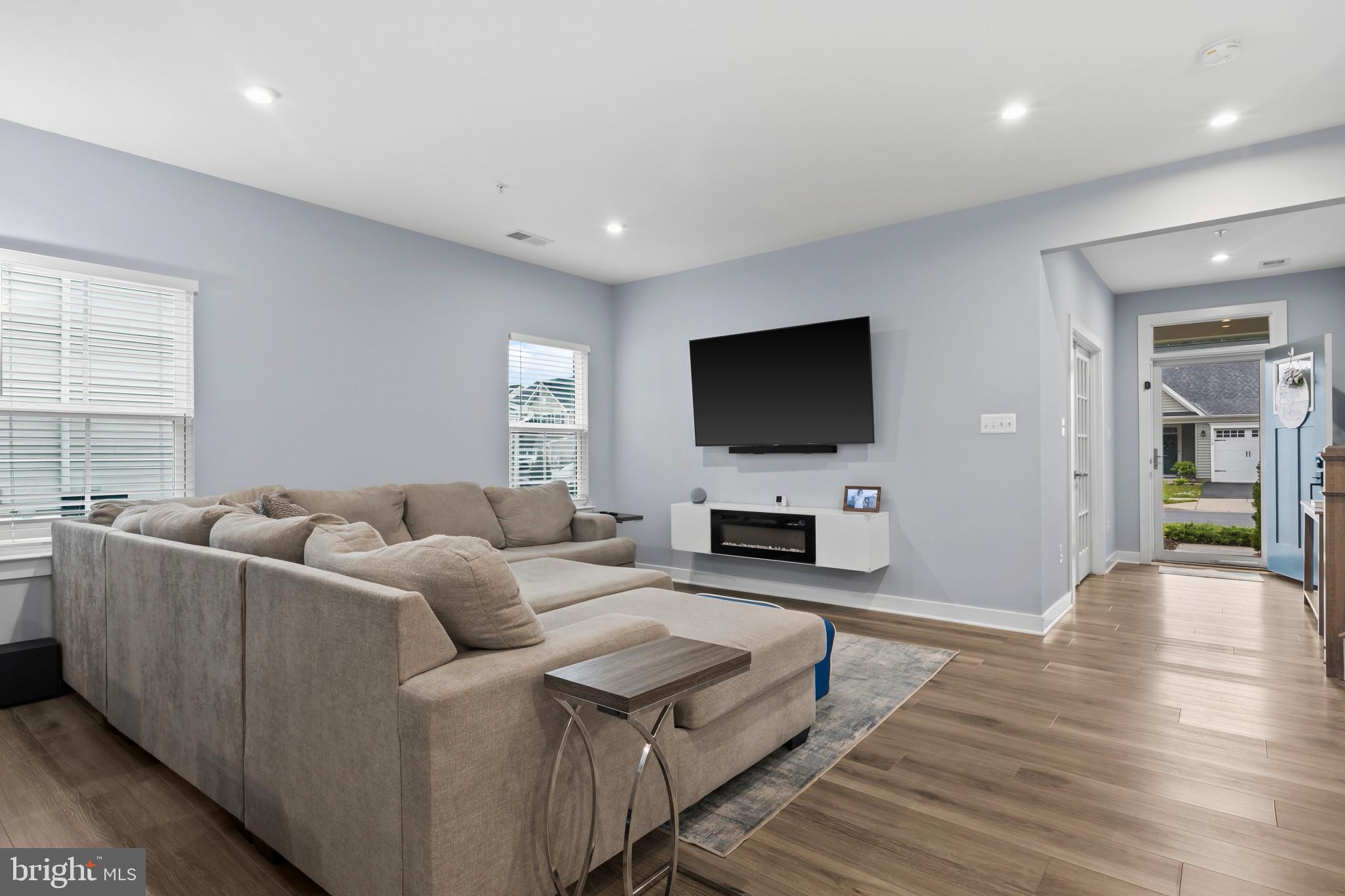 PERRY'S RETREAT - Residential