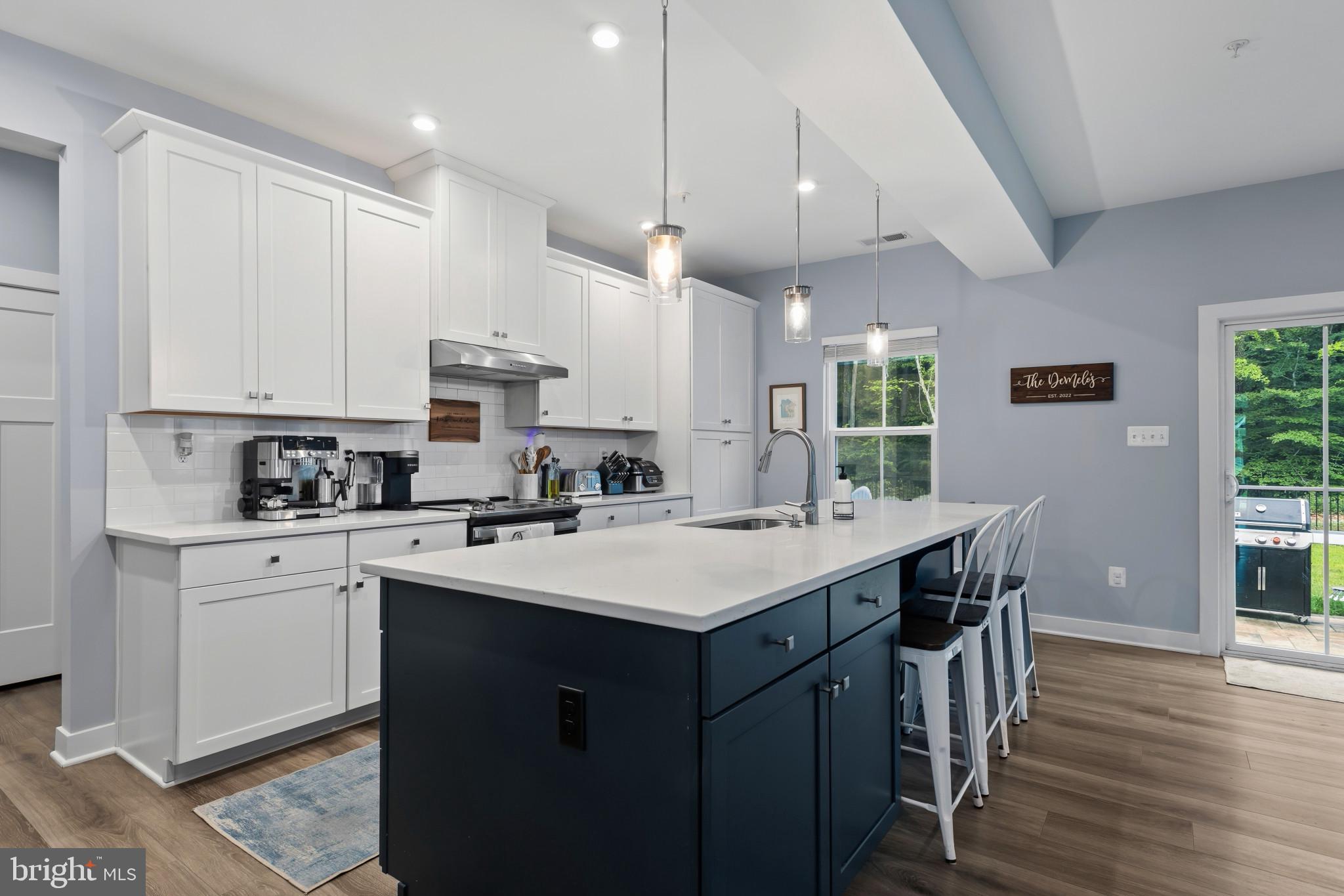 PERRY'S RETREAT - Residential