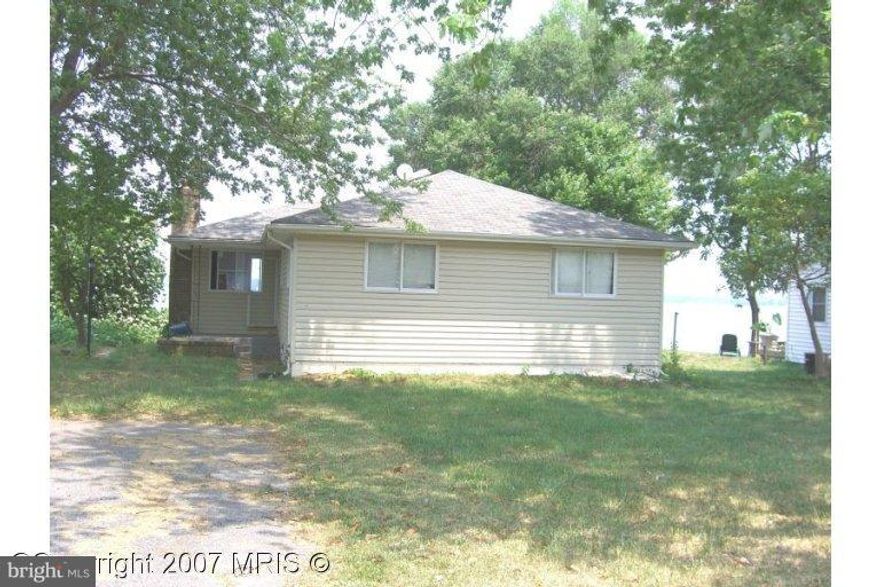 HERES ONE FOR THAT REAL GOOD HANDY MAN THIS PATUXENT RIVER WATERFRONT IS IN NEED OF RESTORING = ENTER PROPERTY AT YOUR OWN RISK THERE IS DEBRIS ALL OVER THE PLACE BE VERY CAREFUL WHEN ENTERING = HOME IS SOLD IN ASIS CONDITION.