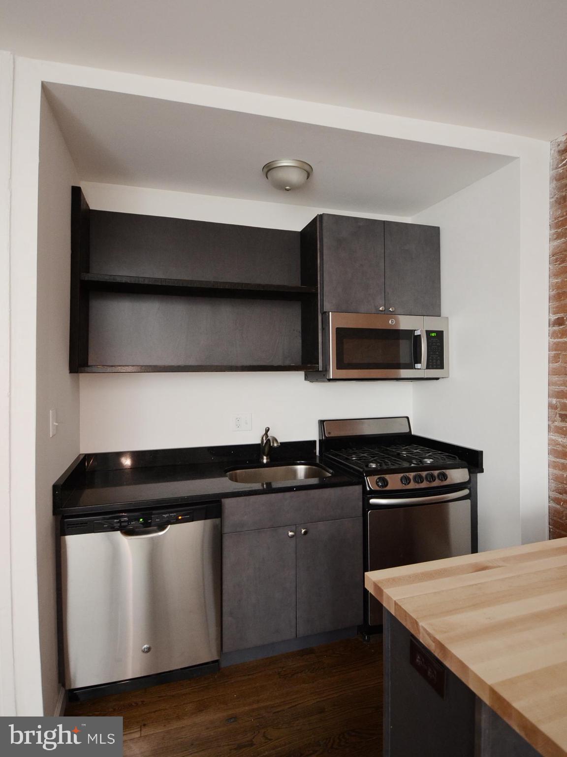 RITTENHOUSE SQUARE - Residential Lease