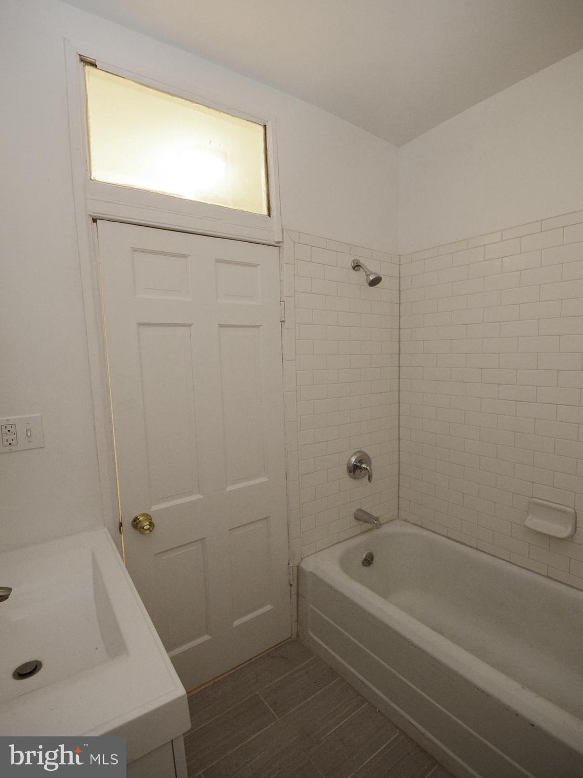 RITTENHOUSE SQUARE - Residential Lease