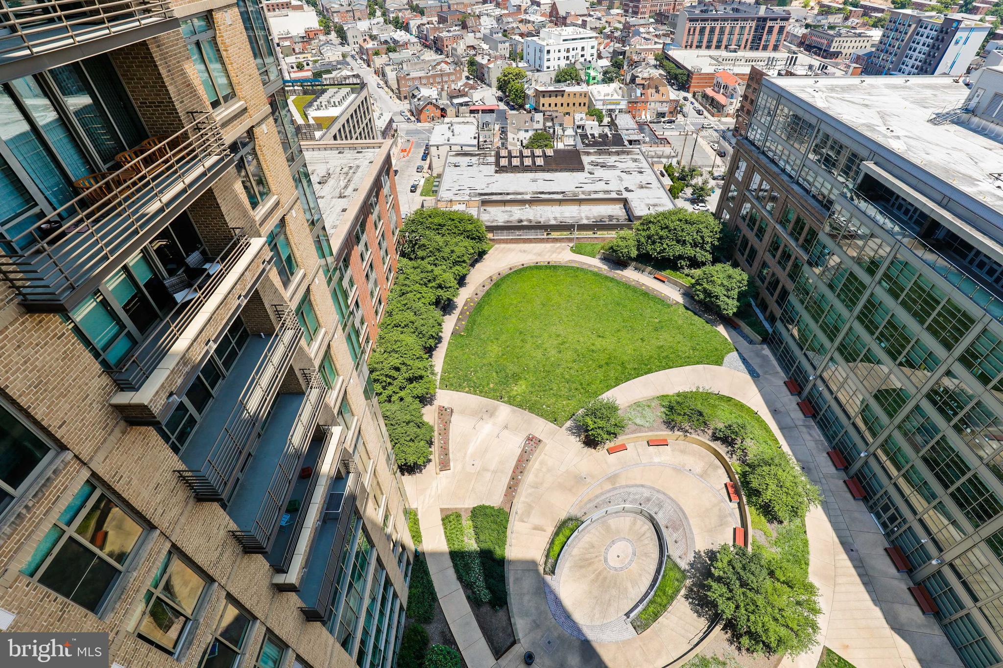 HARBOR EAST - Residential