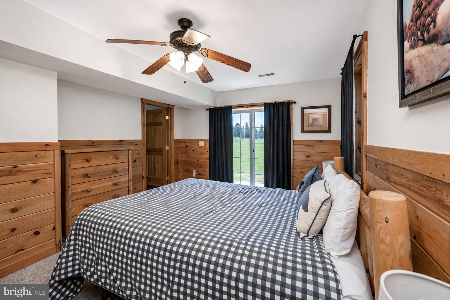 YELLOWSTONE VILLAGE - Residential
