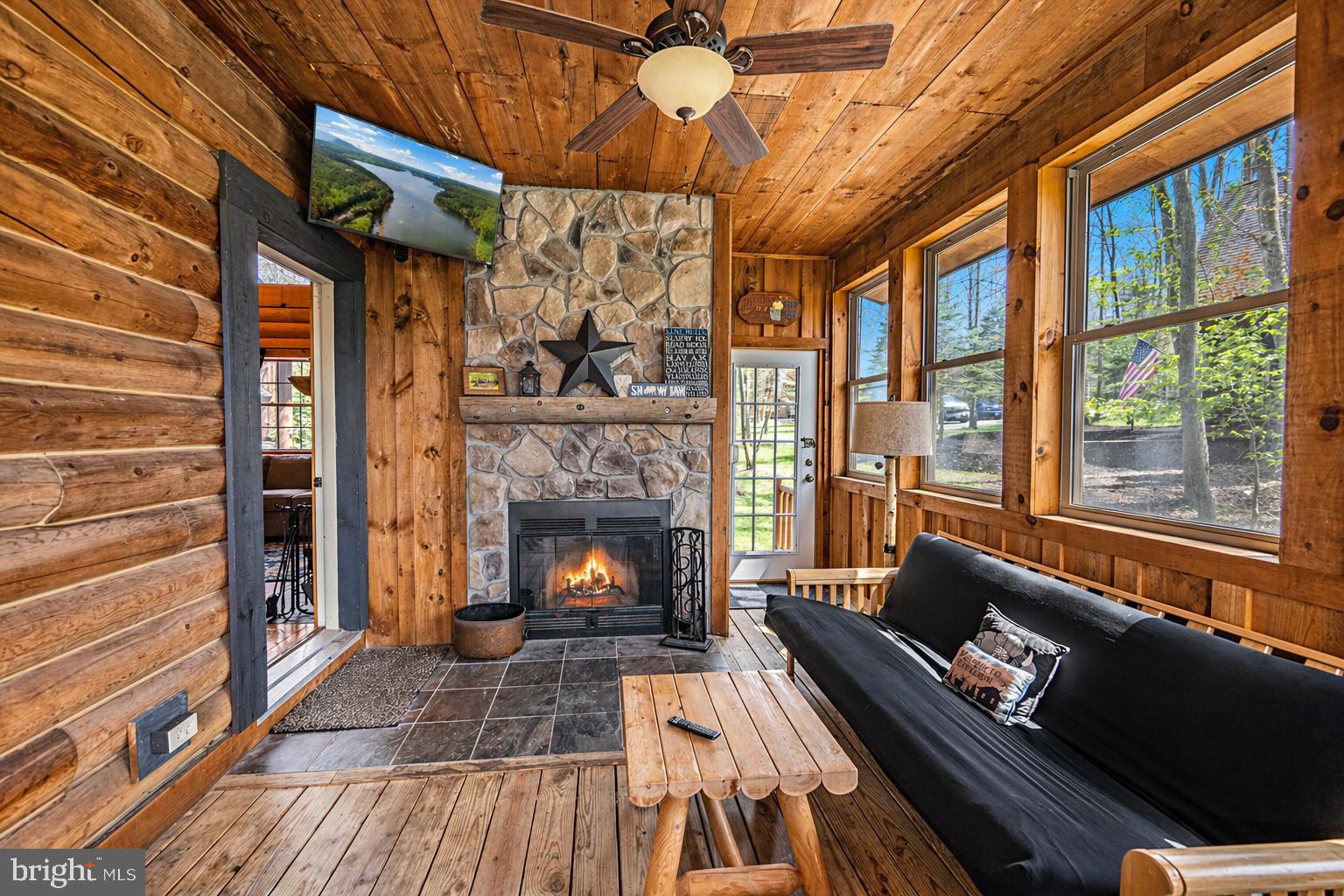 YELLOWSTONE VILLAGE - Residential