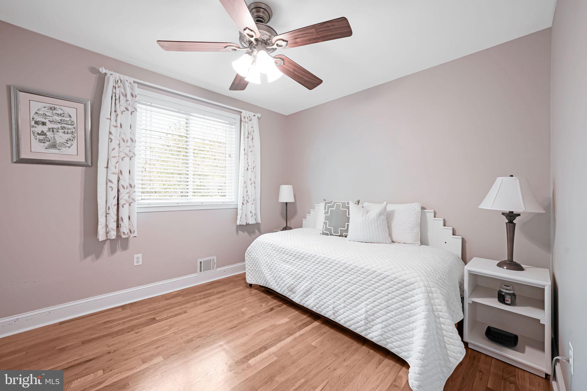 KINGS PARK WEST - Residential