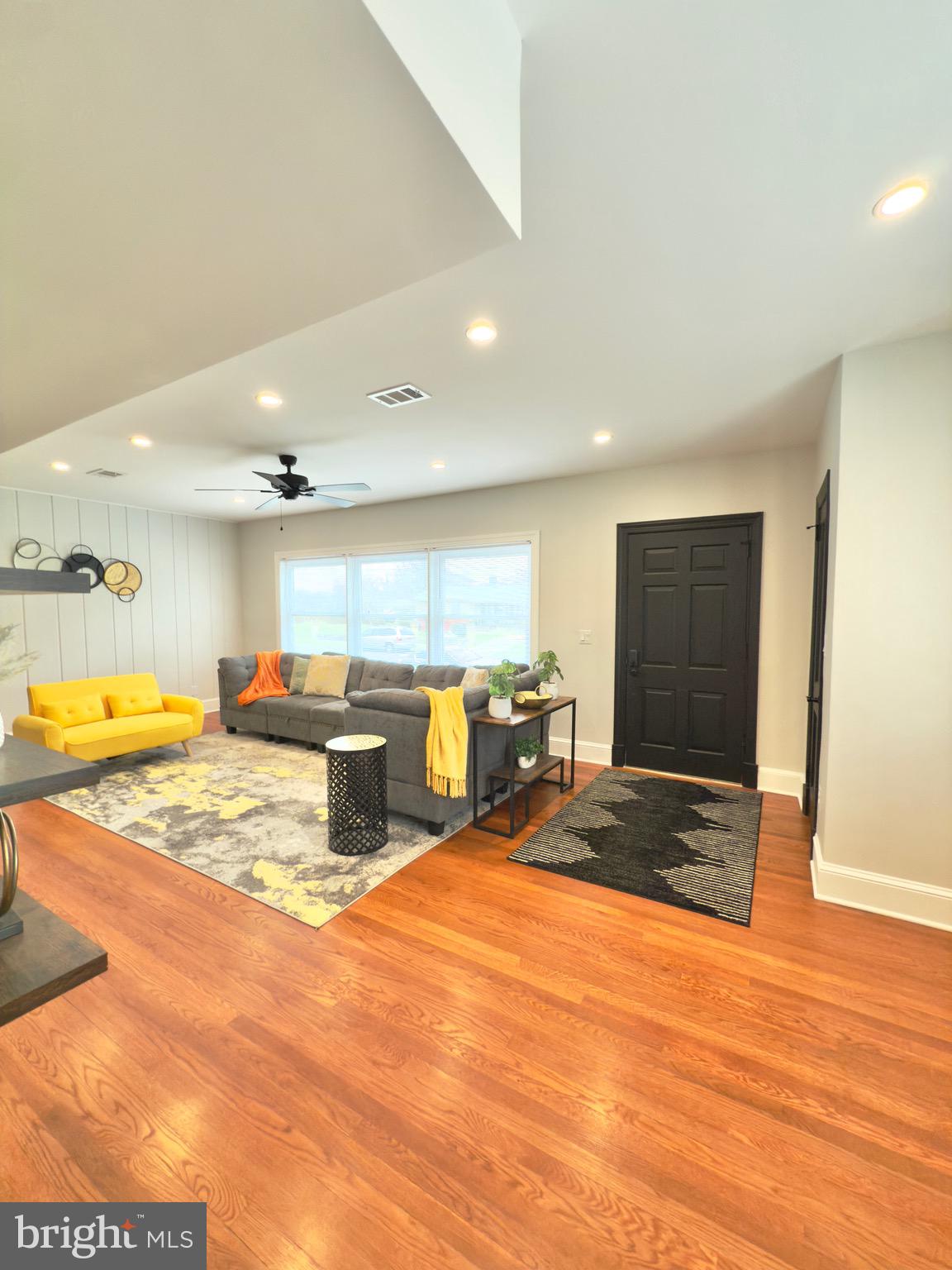 MAYFIELD - Residential