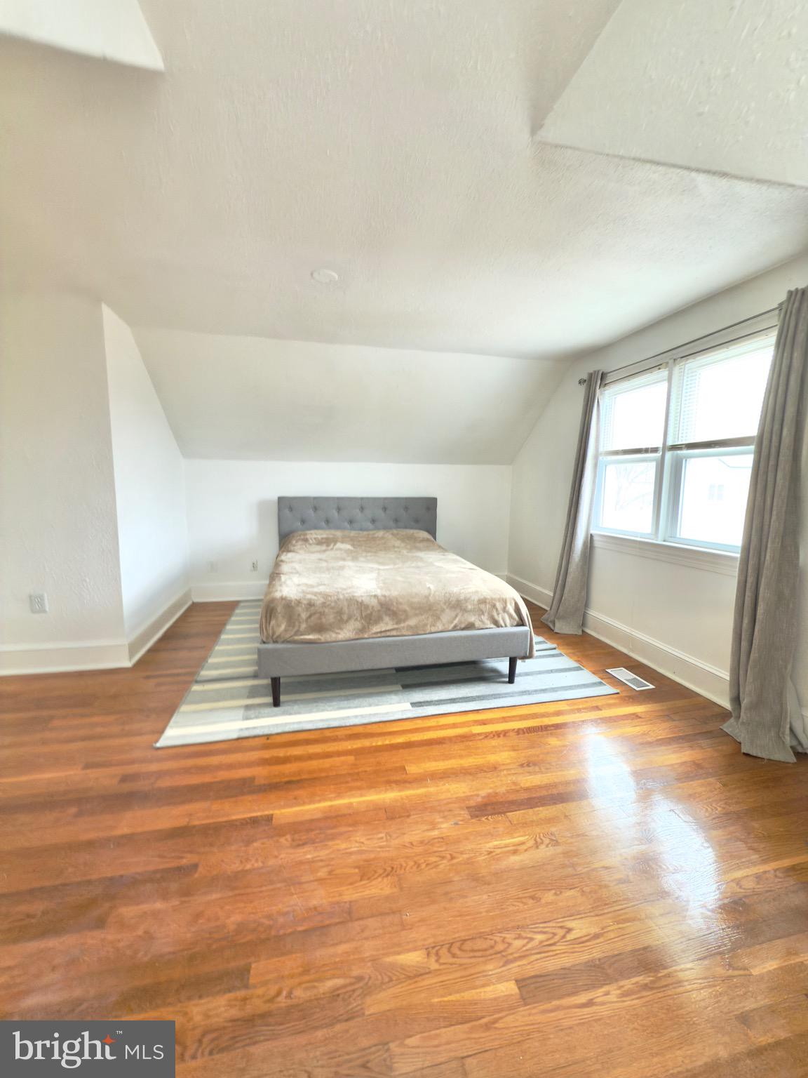 MAYFIELD - Residential