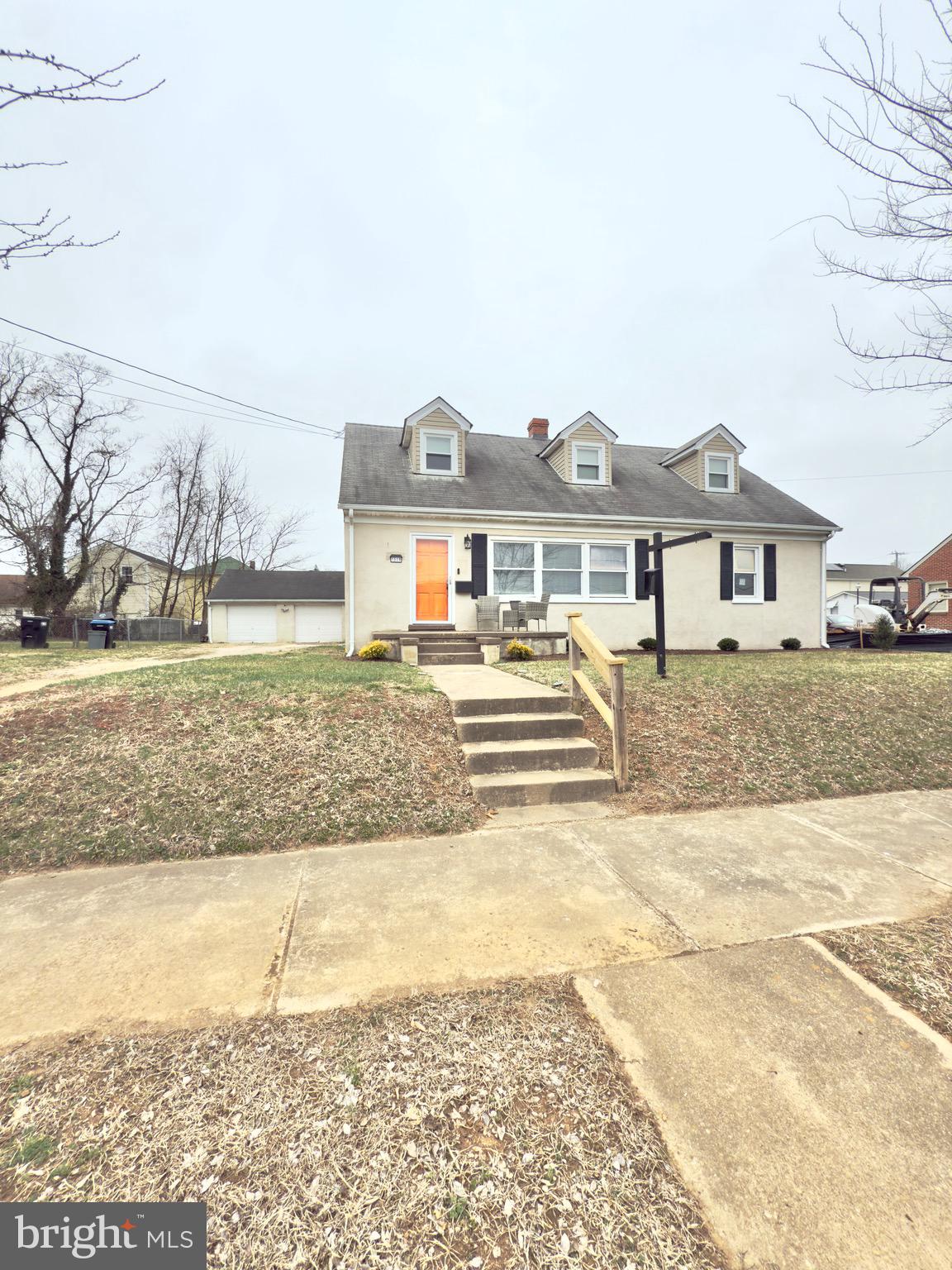 MAYFIELD - Residential