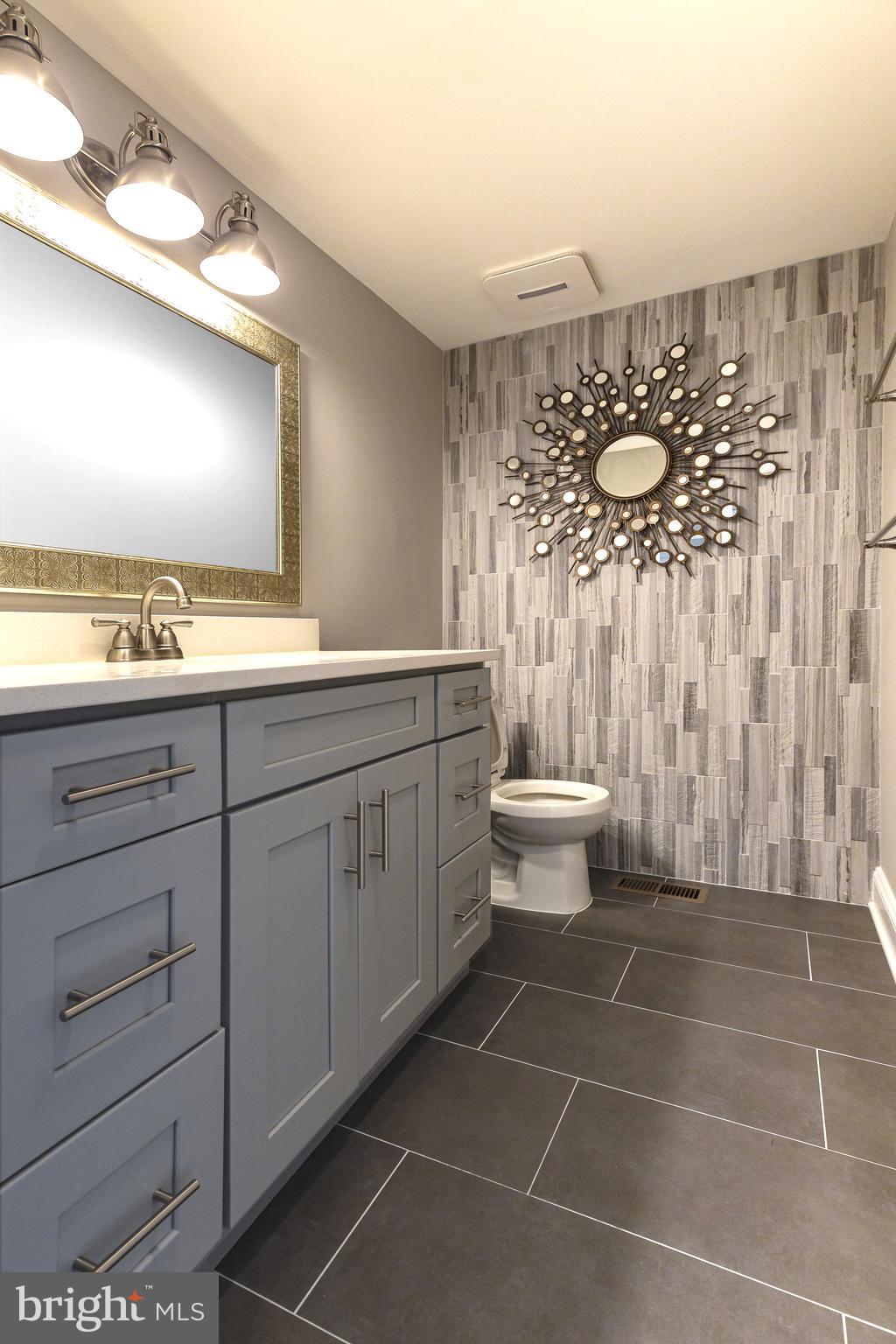 WESTMORELAND SQUARE - Residential