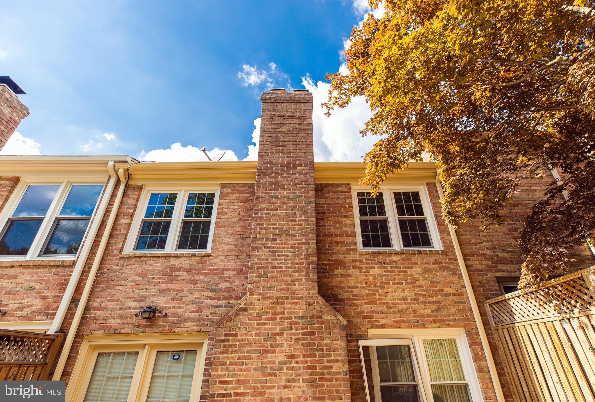 WESTMORELAND SQUARE - Residential