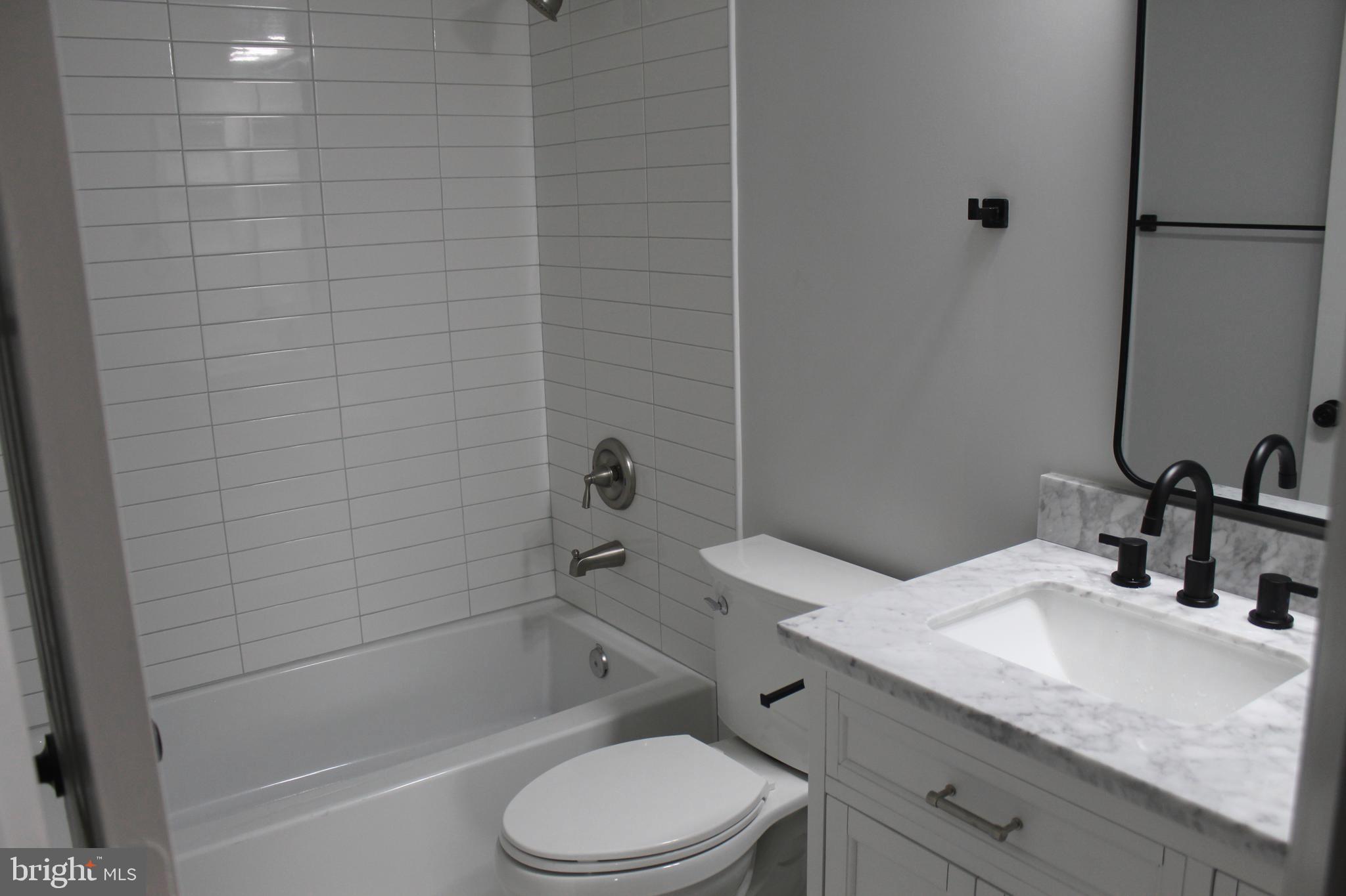 DAWSONS RIDGE - Residential Lease