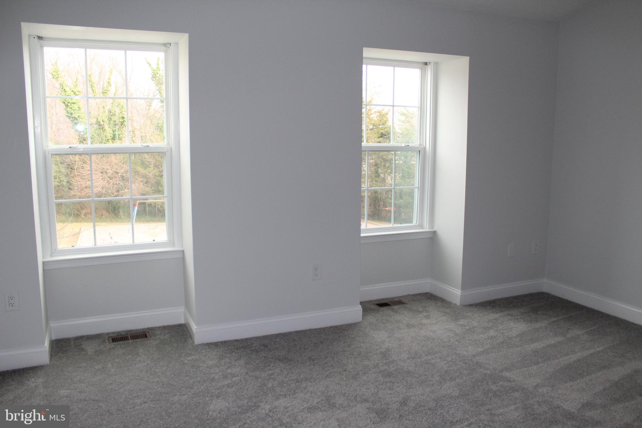 DAWSONS RIDGE - Residential Lease