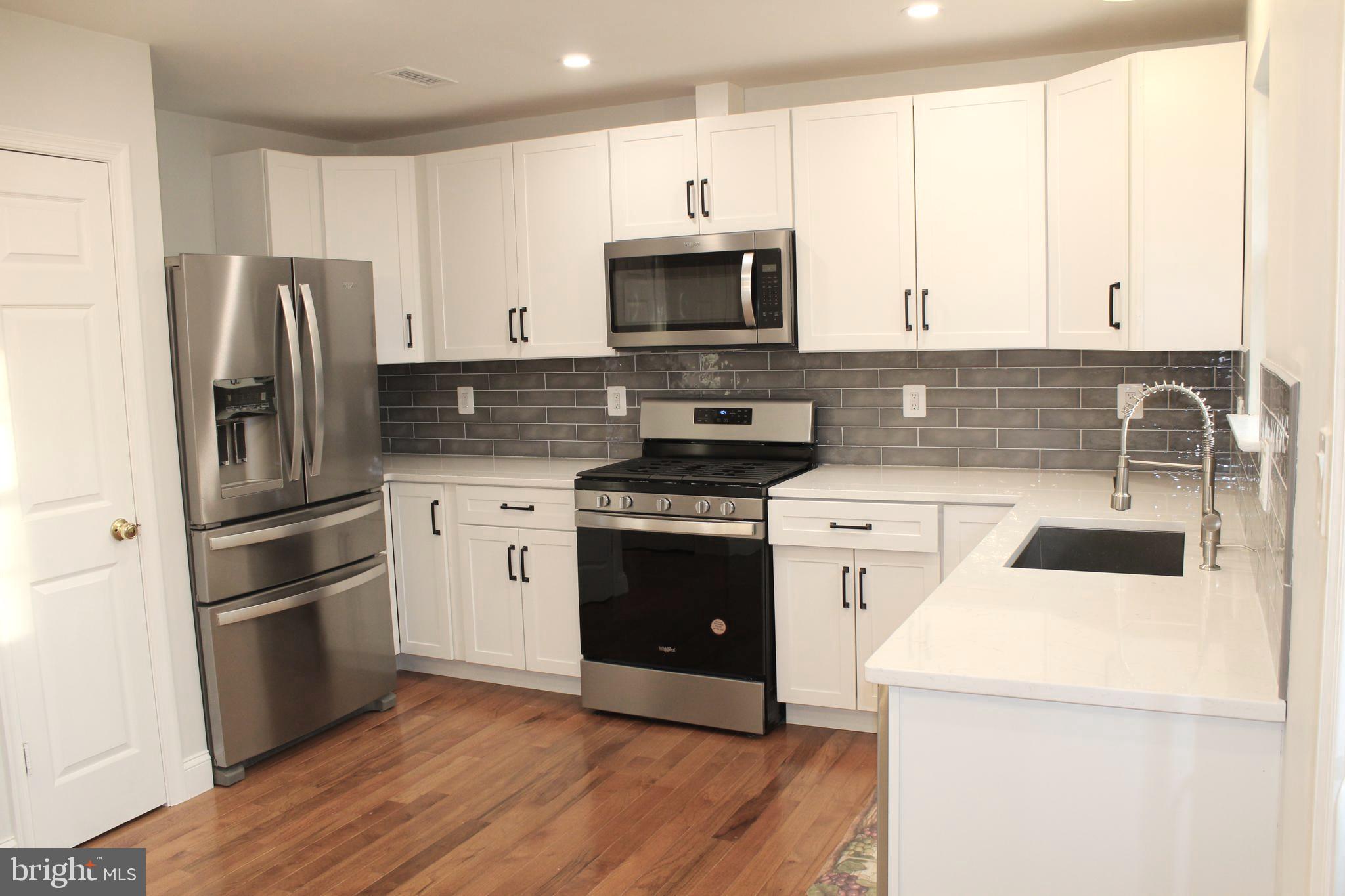 DAWSONS RIDGE - Residential Lease