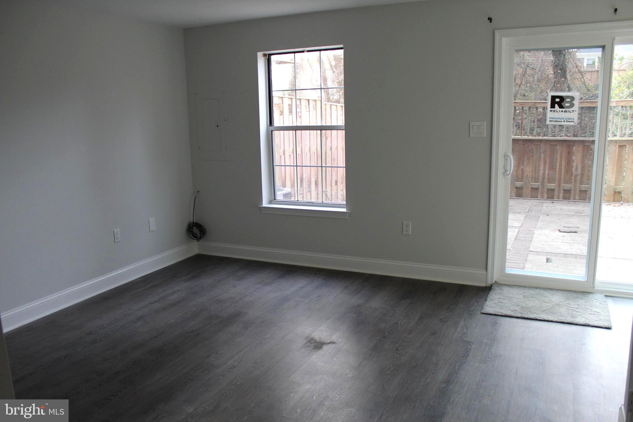 DAWSONS RIDGE - Residential Lease